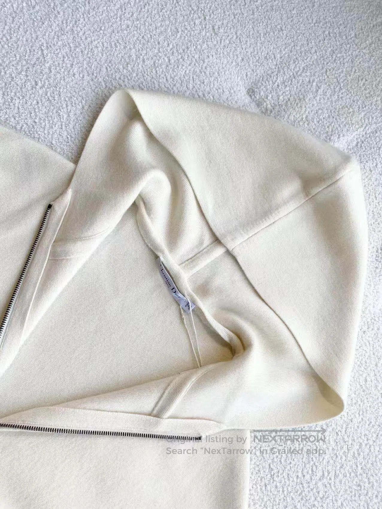 Dior Dior Beige slogan coat| Size 4XL / US 24-26 - 4 Thumbnail