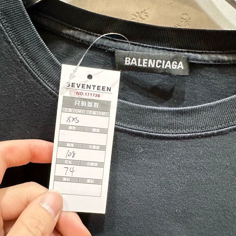 Balenciaga Balenciaga Black Waves Coke Short Sleeve 2501-Nextarrow Size US XXS / EU 40 - 4 Thumbnail