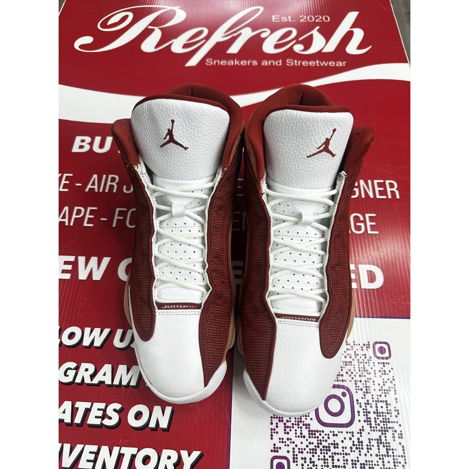 Jordan Brand Air Jordan 13 Retro Dune Red Terra Blush Size 12 DJ5982-601 Size US 12 / EU 45 - 3 Thumbnail