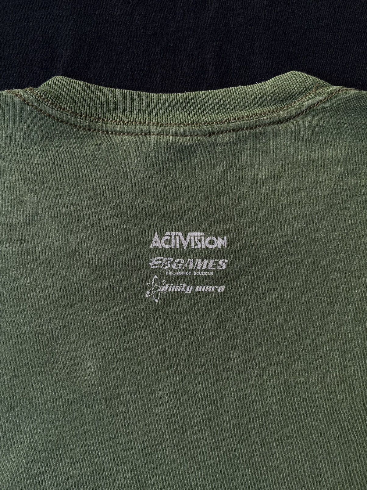 Vintage Call of Duty 2 Game Tee - 2005 Size US XL / EU 56 / 4 - 3 Thumbnail