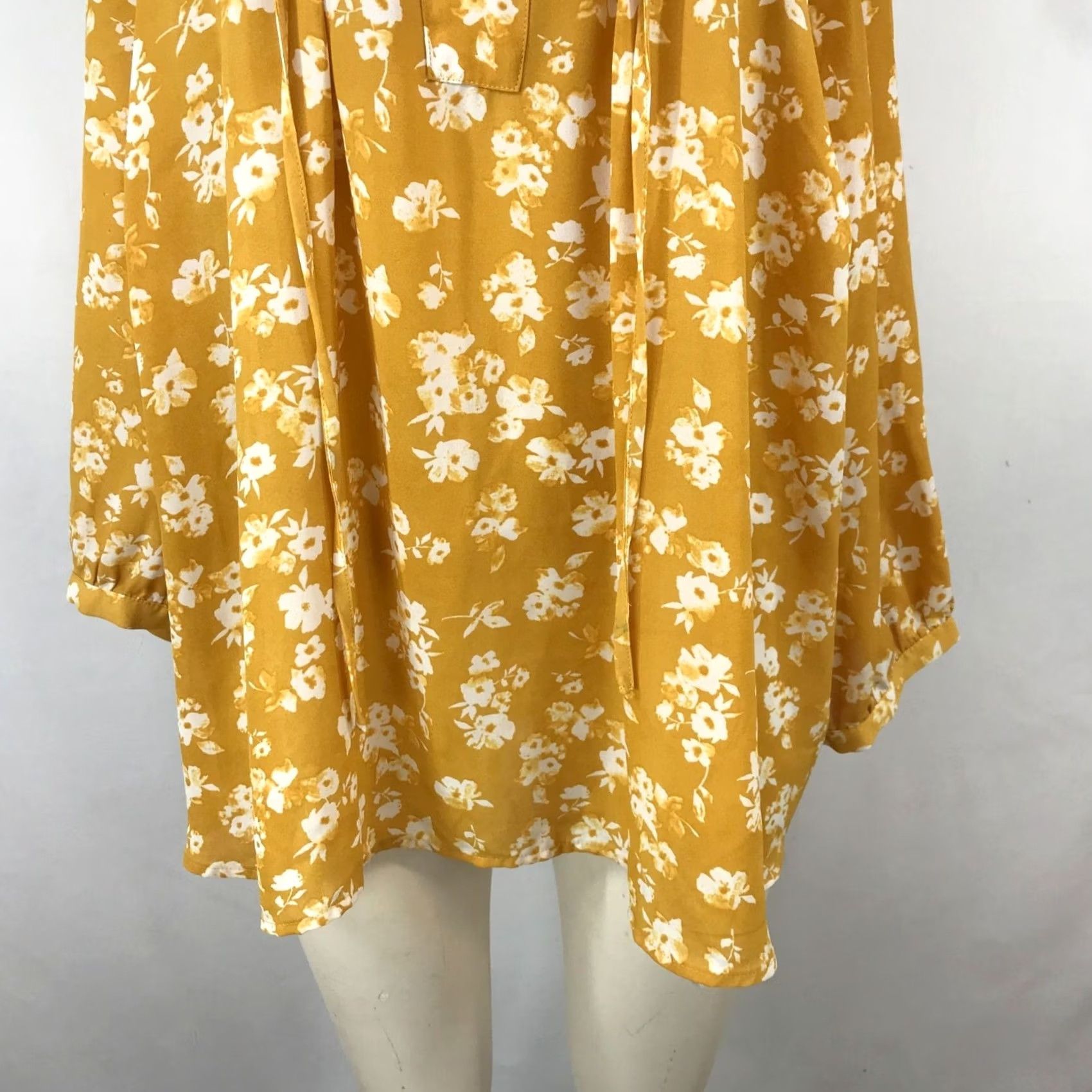 Vintage ZAC & RACHEL BLOUSE Women's 3X Long Sleeve V-Neck Mustard Floral Polyester Top Size XXL / US 16-18 / IT 52-54 - 3 Thumbnail