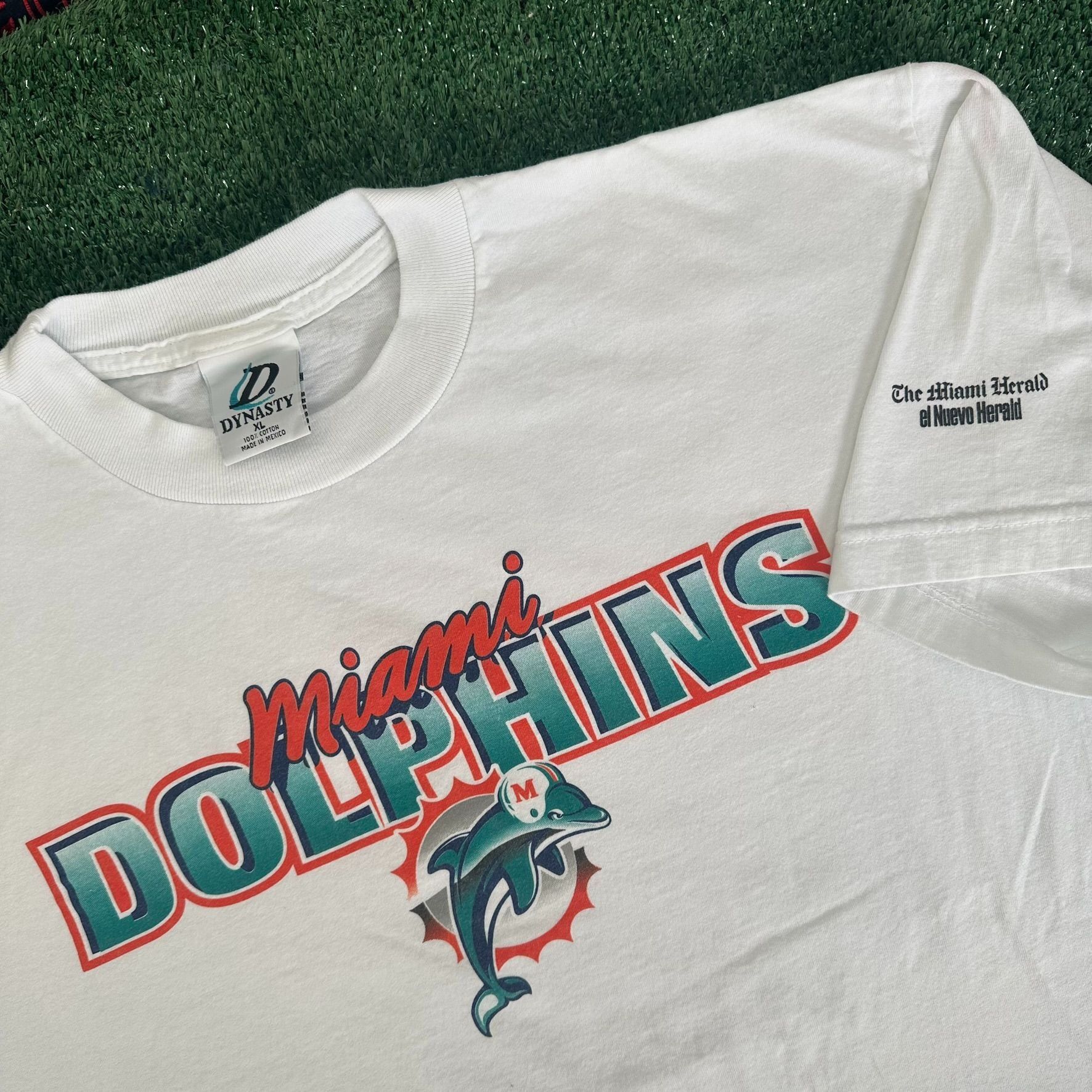 NFL Vintage Y2K Miami Dolphins T-Shirt White NFL Football Logo Size US XL / EU 56 / 4 - 3 Thumbnail
