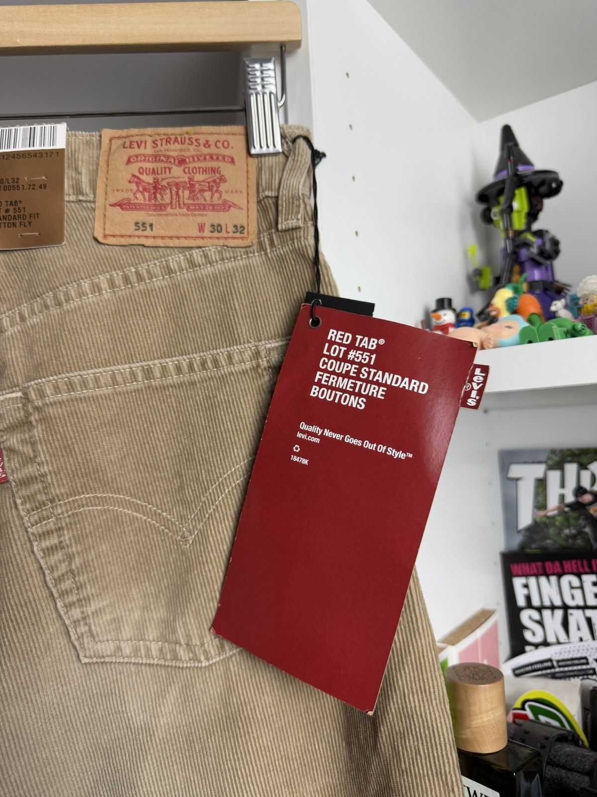 Cowboy Equipment × Designer × Levi's Levi’s 551 aged corduroy pants 30x32 casual cowboy 90s 00s Size US 30 / EU 46 - 5 Thumbnail