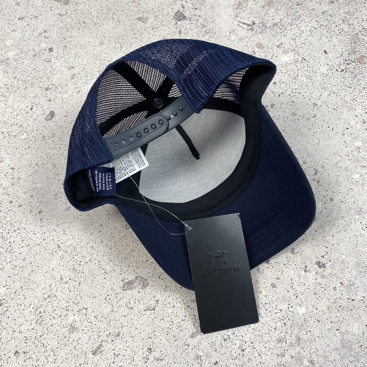 Arc'teryx Arcteryx Marketing Curved Brim Trucker Cap Size ONE SIZE - 4 Thumbnail