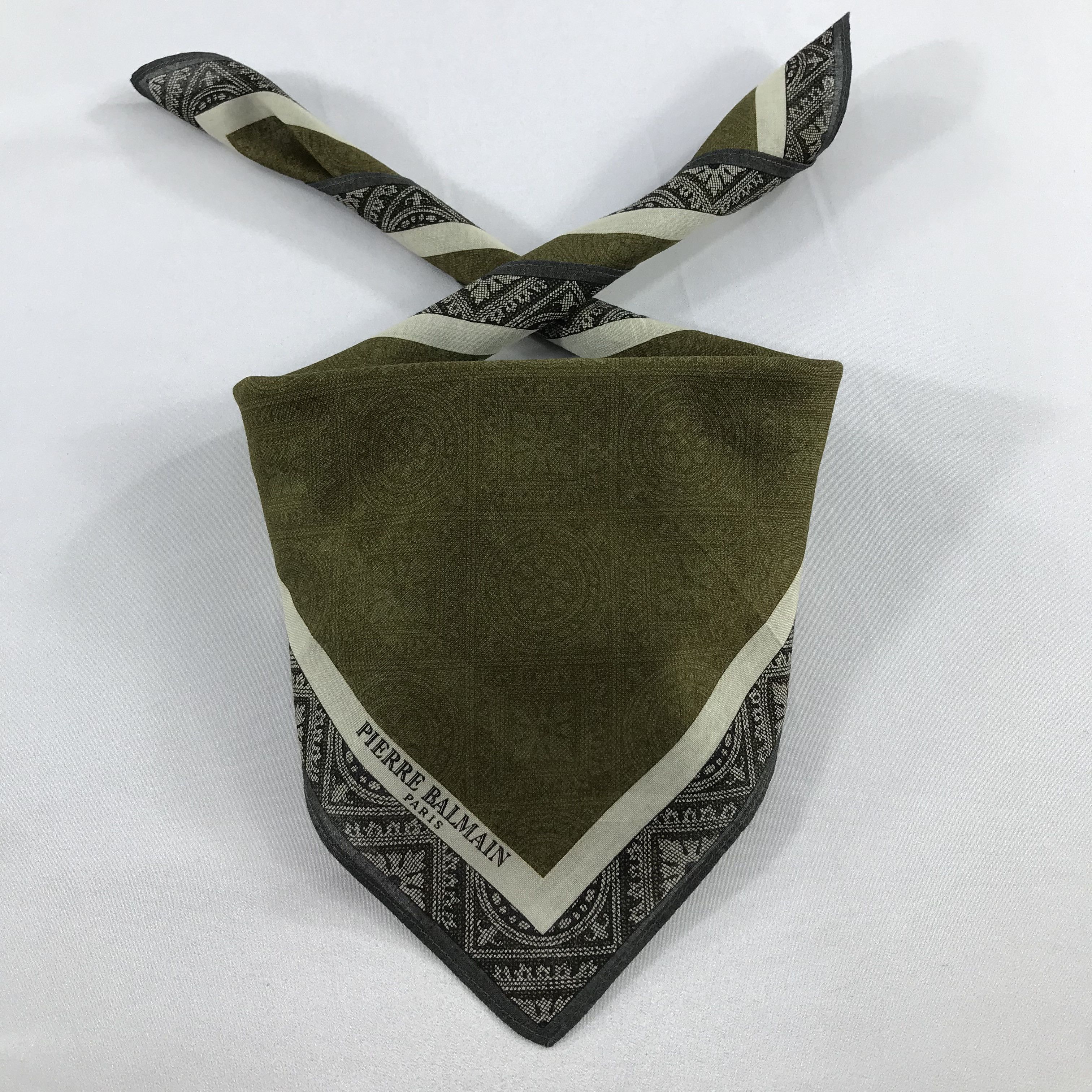 Pierre Balmain × Vintage Pierre Balmain Bandana / Handkerchief / Neckerchief - S2071 Size ONE SIZE - 3 Thumbnail