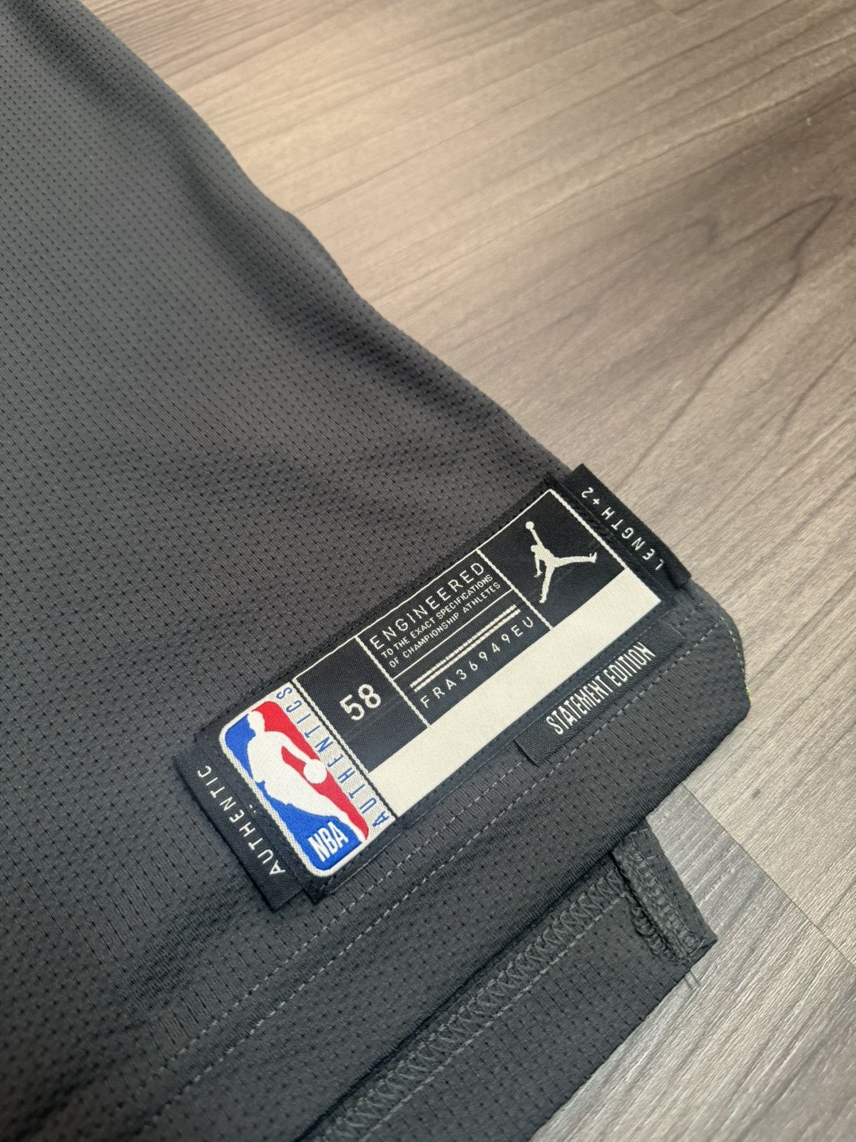 Jordan Brand × Nike 3XL Minnesota Timberwolves NBA Statement Edition Jersey Size US XXL / EU 58 / 5 - 2 Thumbnail