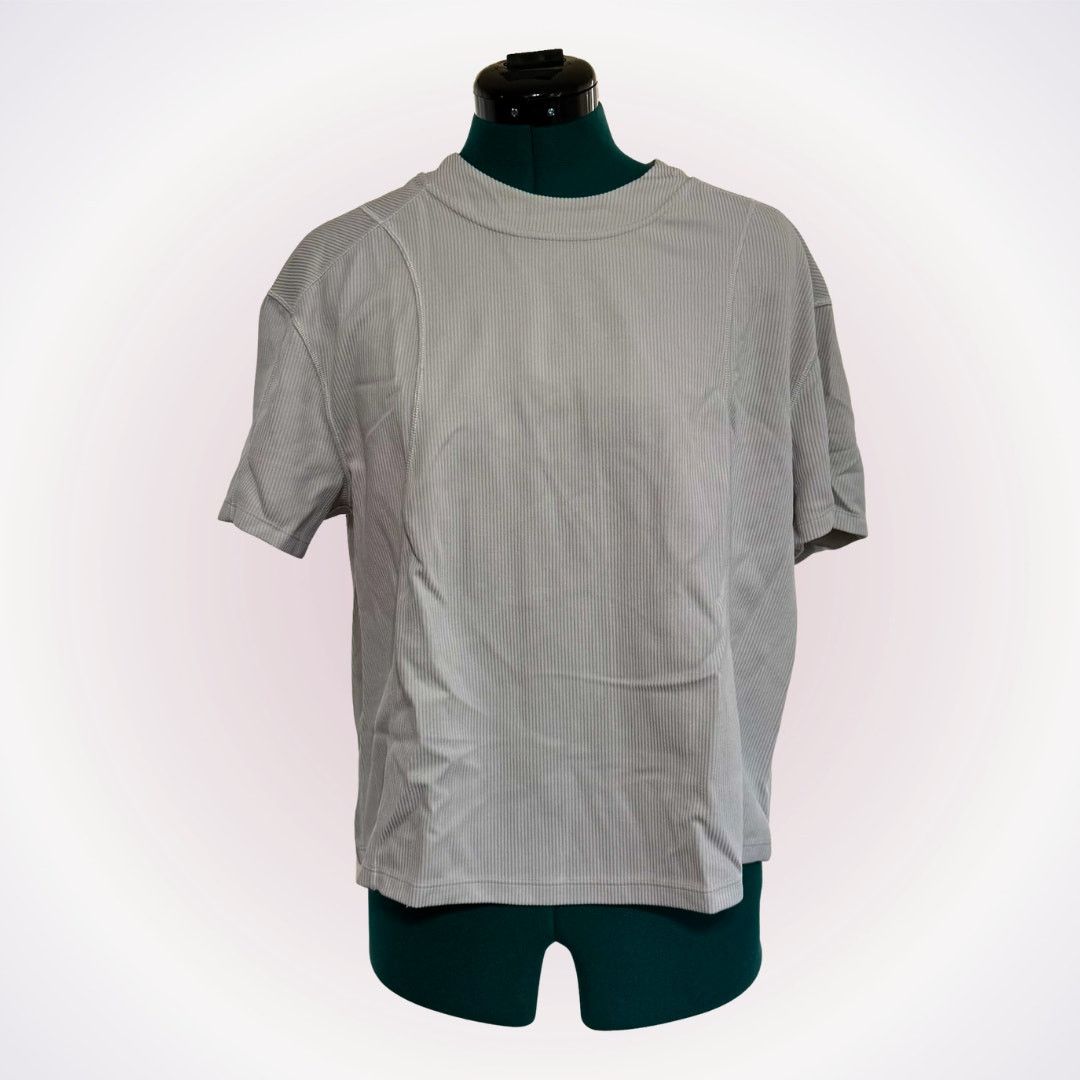 Lululemon Lululemon White Ribbed Performance Tee | Sz 6 Size M / US 6-8 / IT 42-44 - 1 Thumbnail
