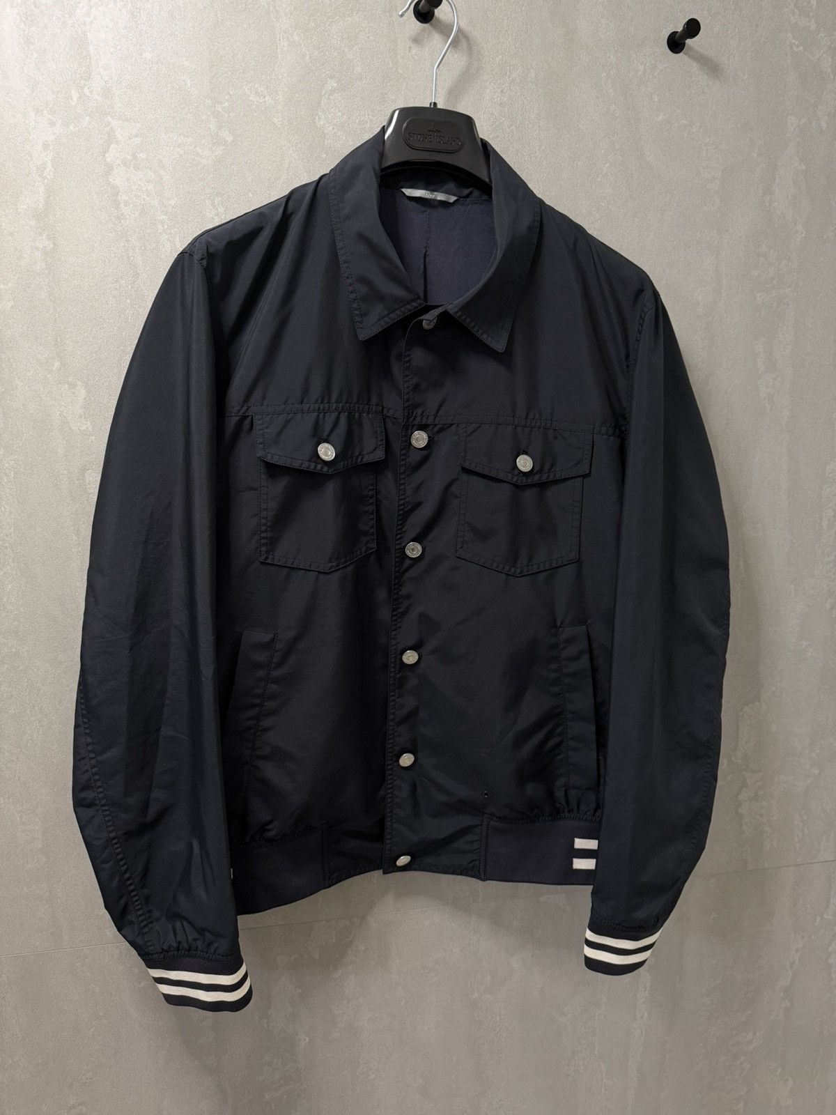 Dior Authentic Dior Men’s Navy Bomber Jacket Size 52 Button Front Size US L / EU 52-54 / 3 - 2 Thumbnail
