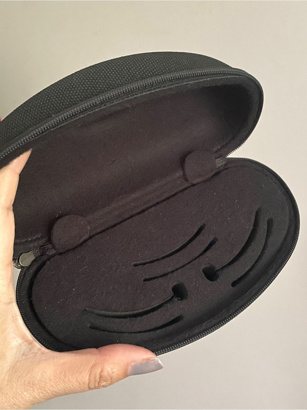 Oakley Oakley Black Zip Around Sunglasses Case for Spare Lenses Size ONE SIZE - 6 Thumbnail