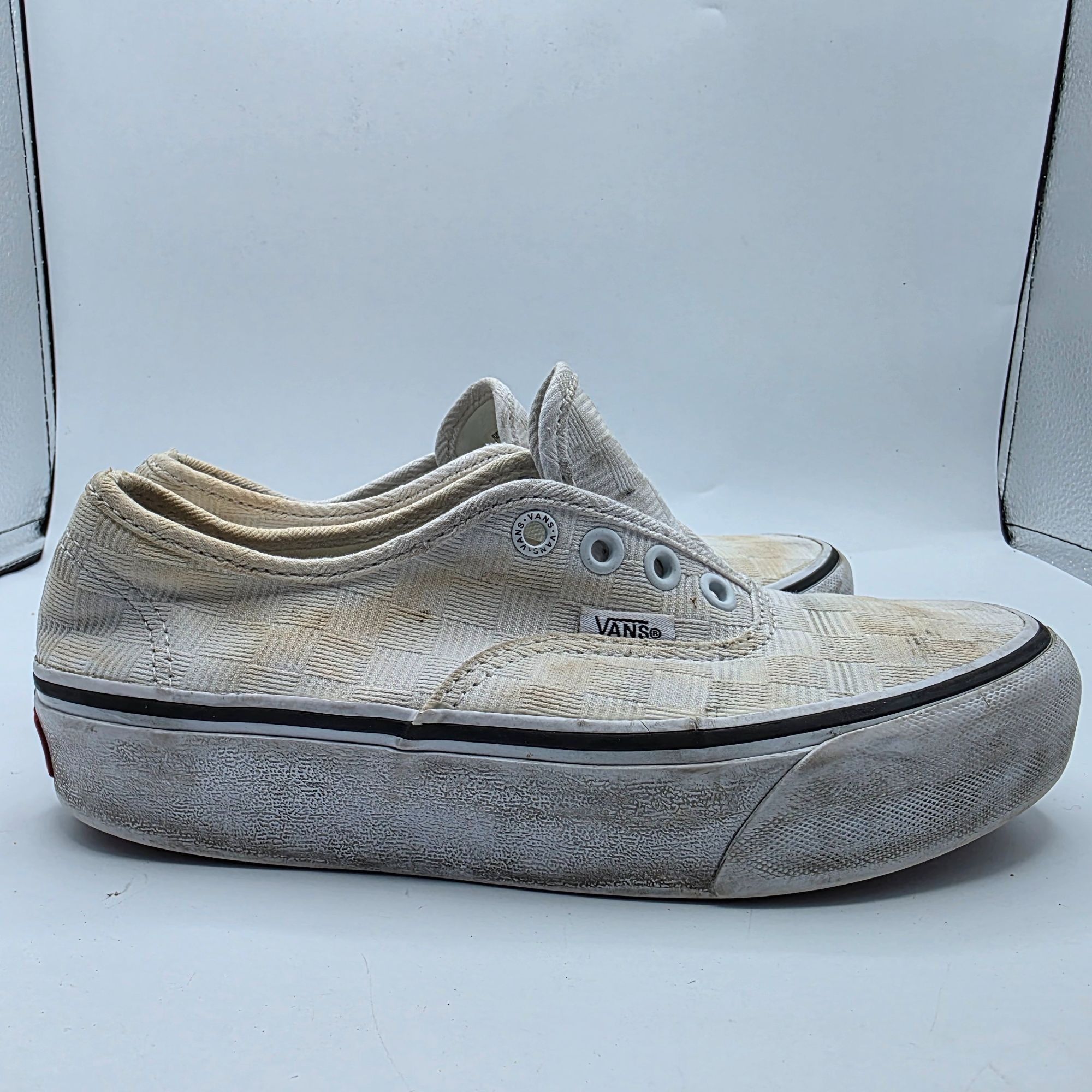 Vans Vans Authentic Womens Size 6 White Platform Shoes Casual Wal Size US 6 / IT 36 - 12 Thumbnail