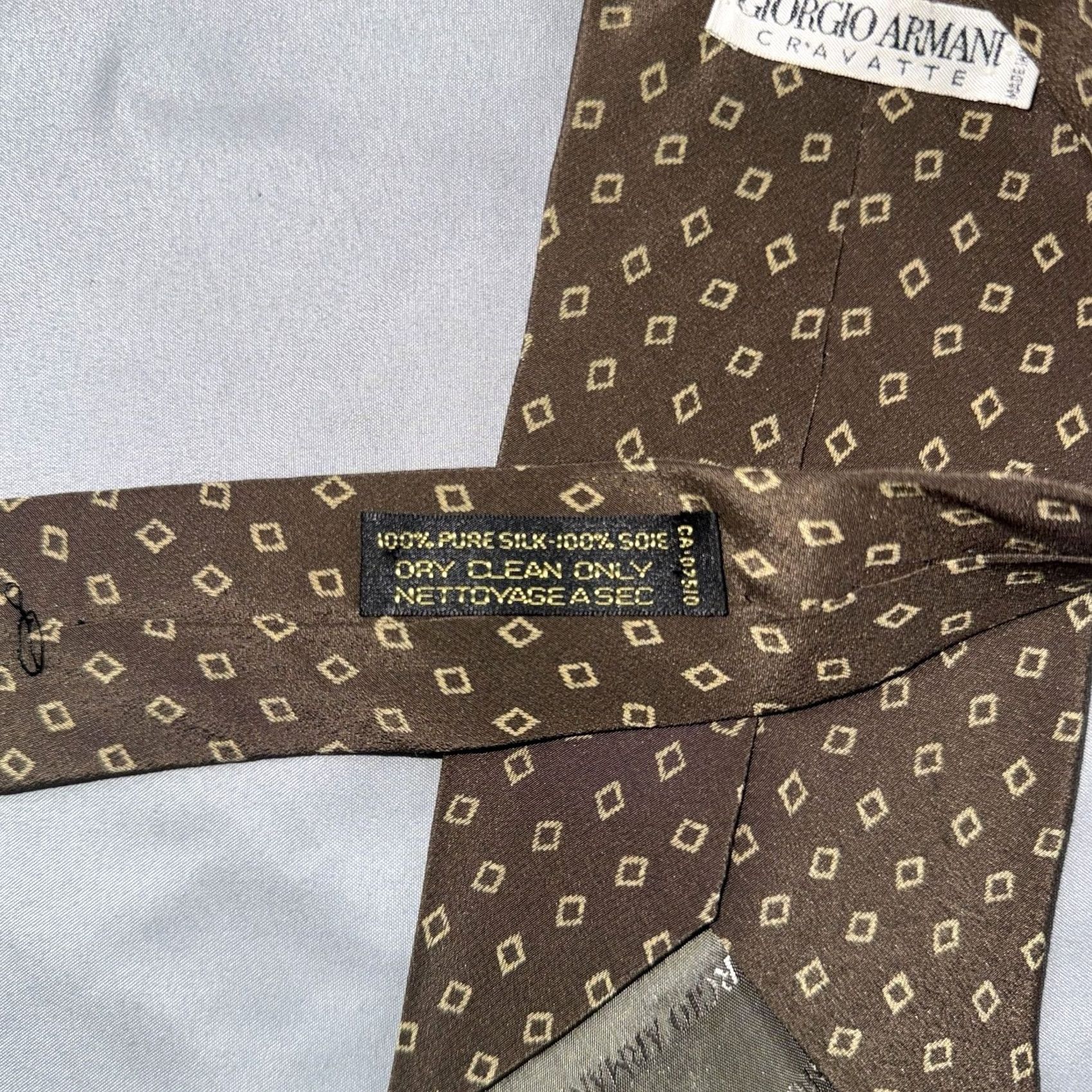 Giorgio Armani Giorgio Armani Cravatte Brown Geometric Diamond Silk Tie 3.75" Width Men Designer Tie Size ONE SIZE - 3 Thumbnail