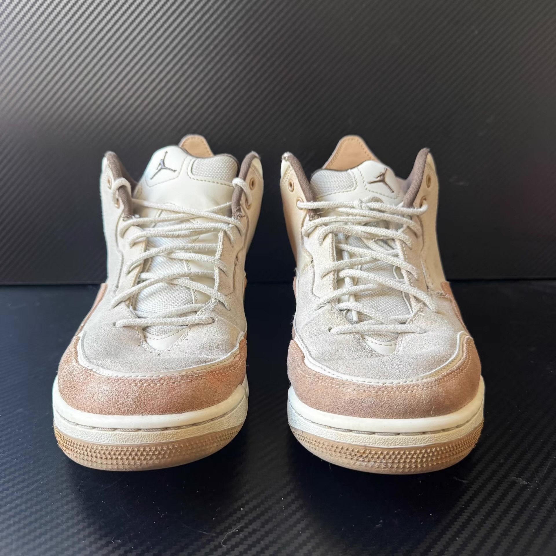Nike Jordan Courtside 23 Q11 Size US 8.5 / EU 41-42 - 2 Thumbnail