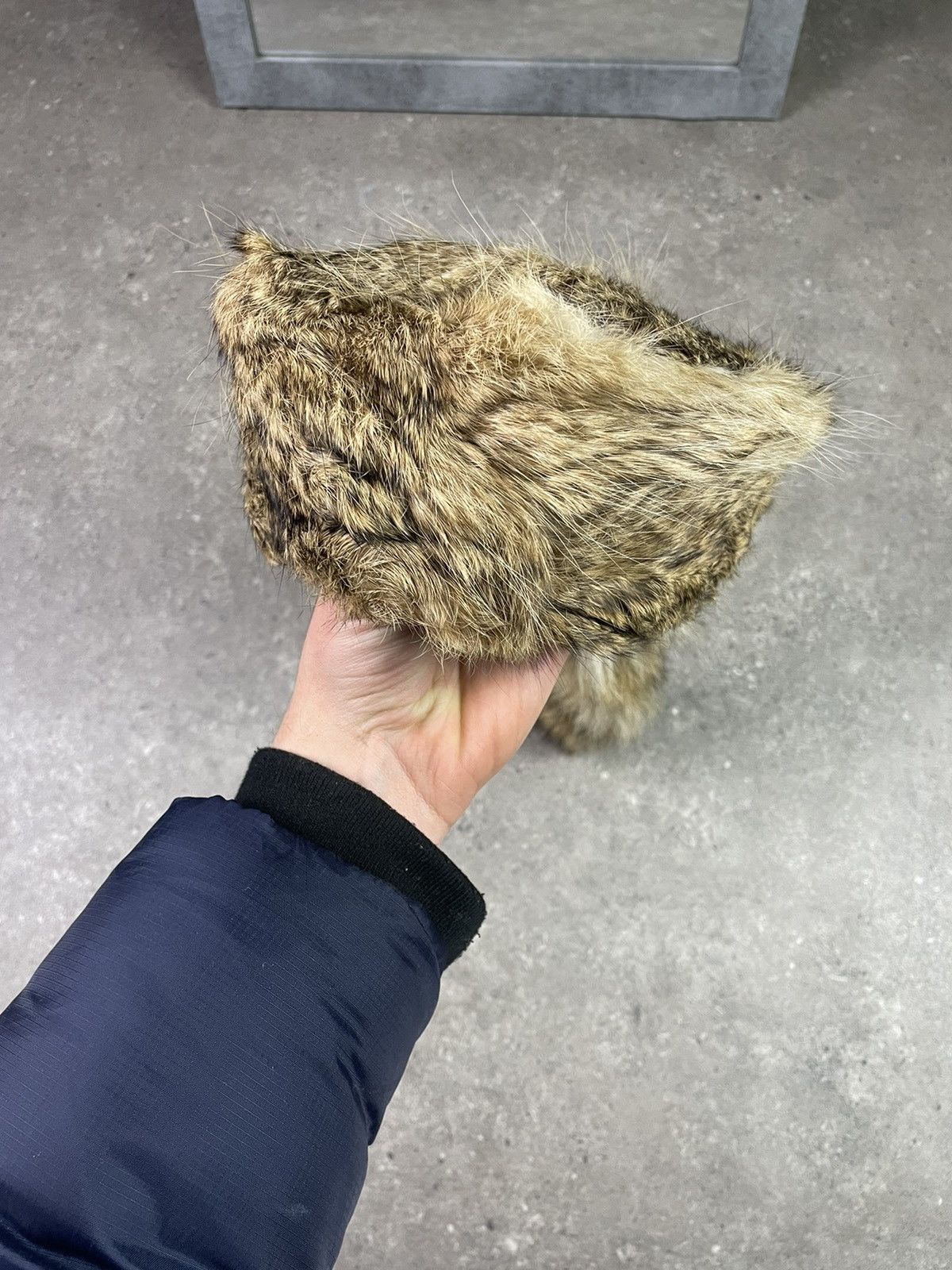 Vintage Vintage Faux Rabbitskin and Racconn tail Size ONE SIZE - 3 Thumbnail