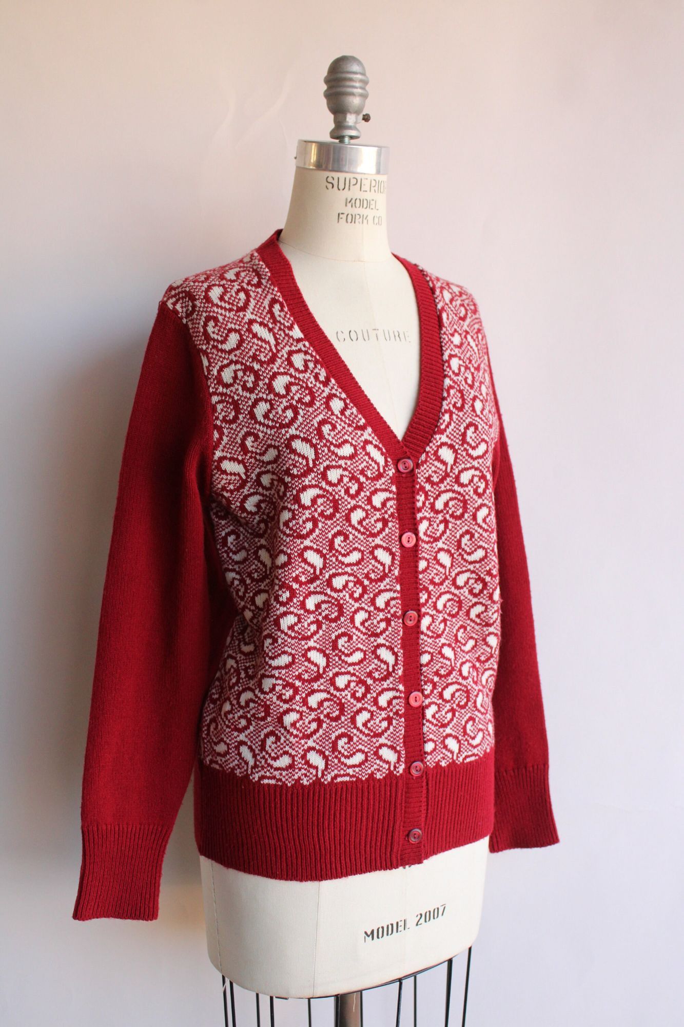 Vintage Vintage 1970s Cardigan Sweater, Volup Full Fashioned Red and Size L / US 10 / IT 46 - 6 Thumbnail