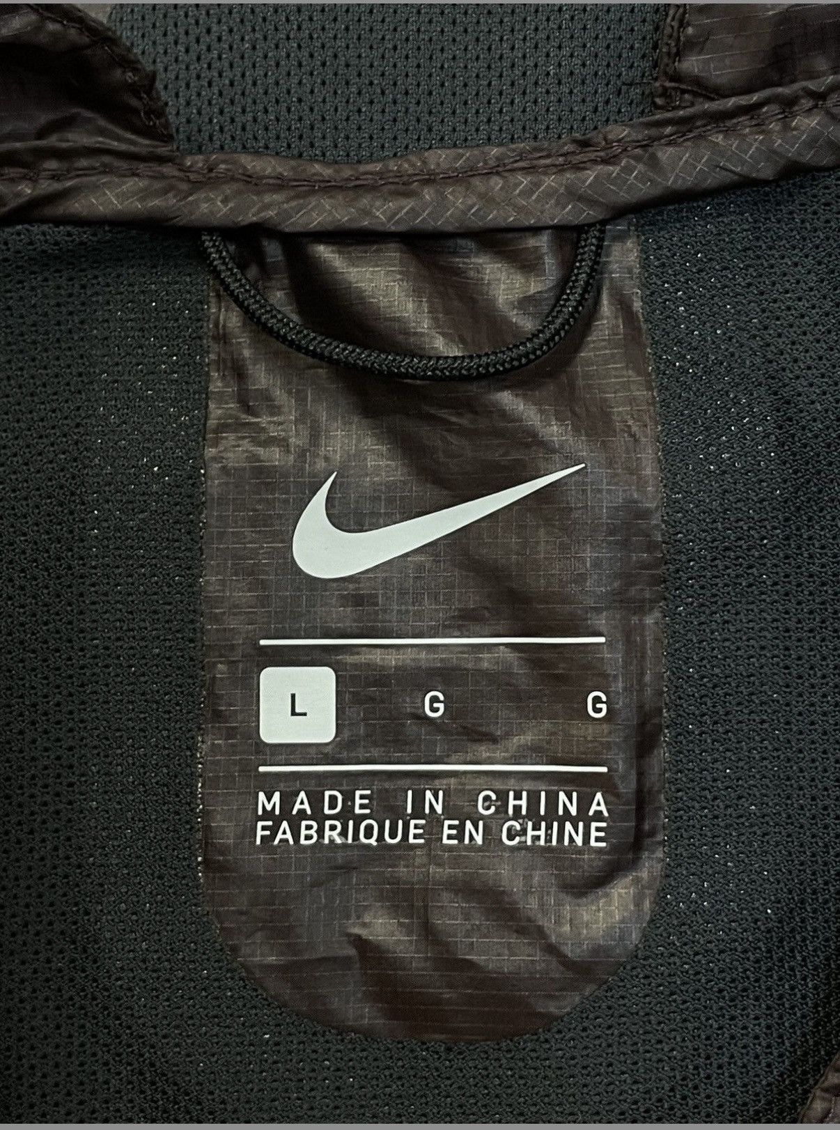 Nike × Undercover Nike x Undercover Gyakusou Light Windbreaker Size US L / EU 52-54 / 3 - 10 Thumbnail