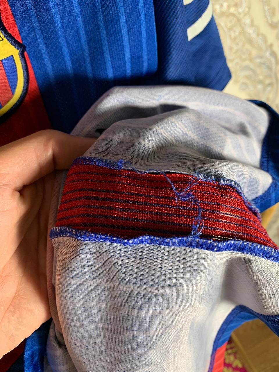Nike VERY RARE NIKE FC BARCELONA SPAIN SOCCER JERSEY RETRO Y2K Size US S / EU 44-46 / 1 - 6 Thumbnail