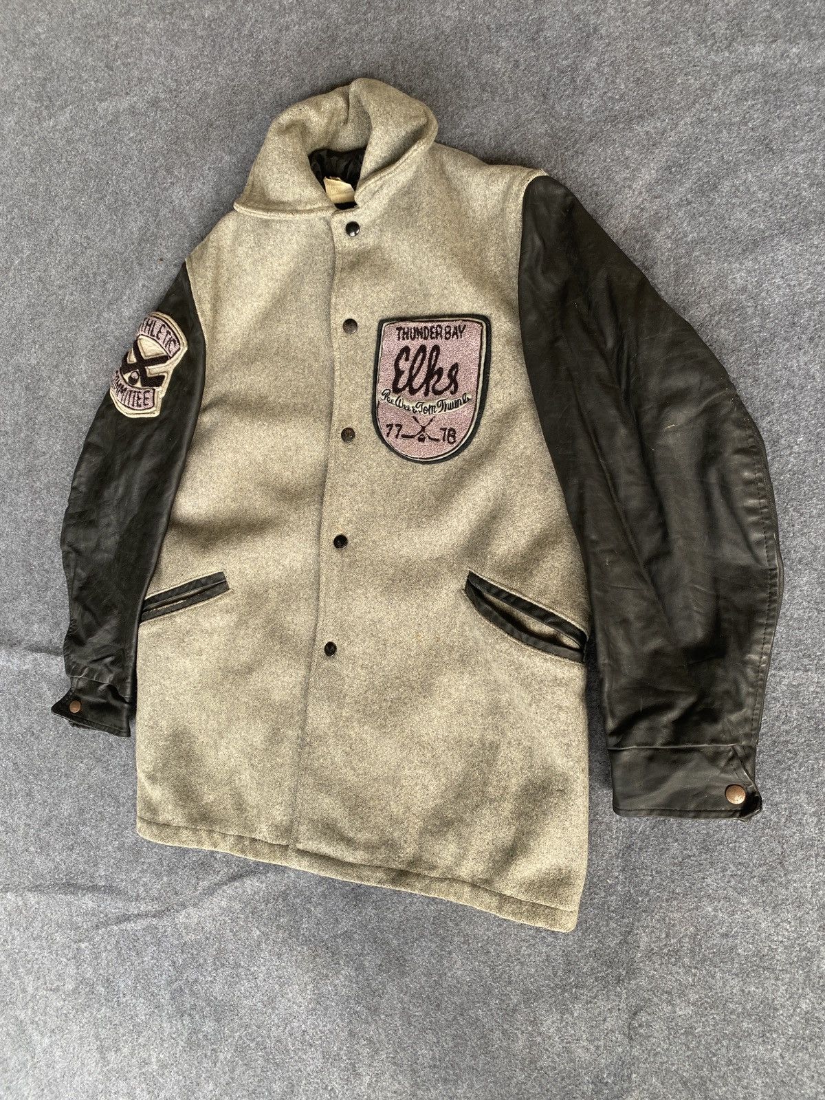 Vintage Vintage athletic committee leather arm jacket Size US M / EU 48-50 / 2 - 2 Thumbnail