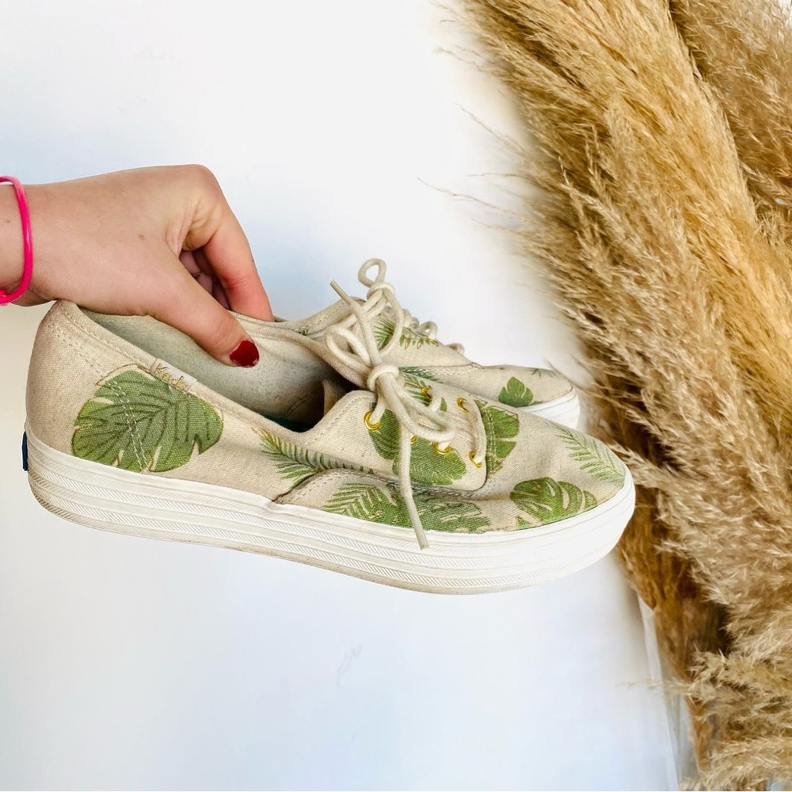 Anthropologie ANTHROPOLOGIE KEDS Cream Green Palm Leaf Platform Sneakers Size US 8.5 / IT 38.5 - 2 Preview