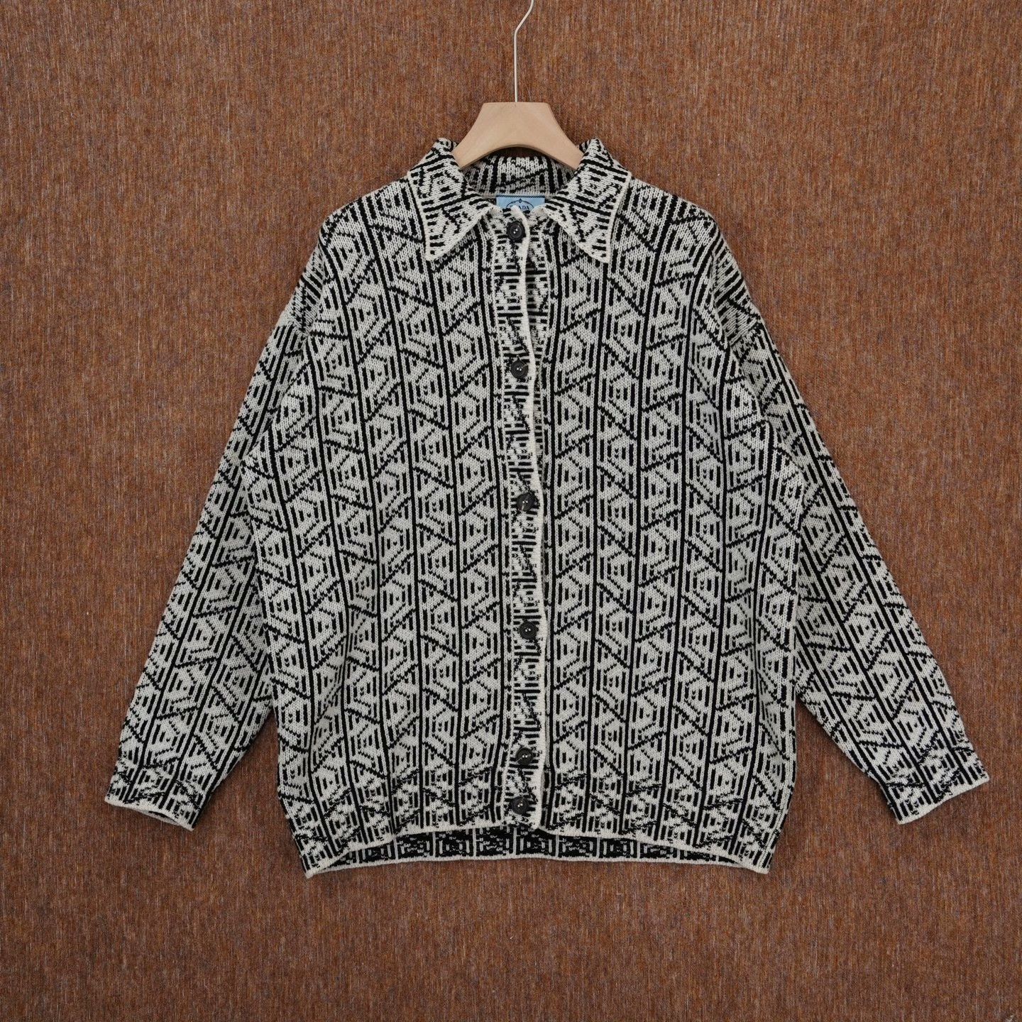 Prada Prada Knit Graphic Black Sweater 36 Women Size S / US 4 / IT 40 - 1 Thumbnail