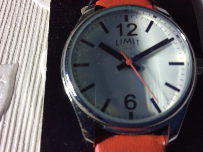 Designer Limit men's white dial red leather strap watch Size ONE SIZE - 7 Thumbnail