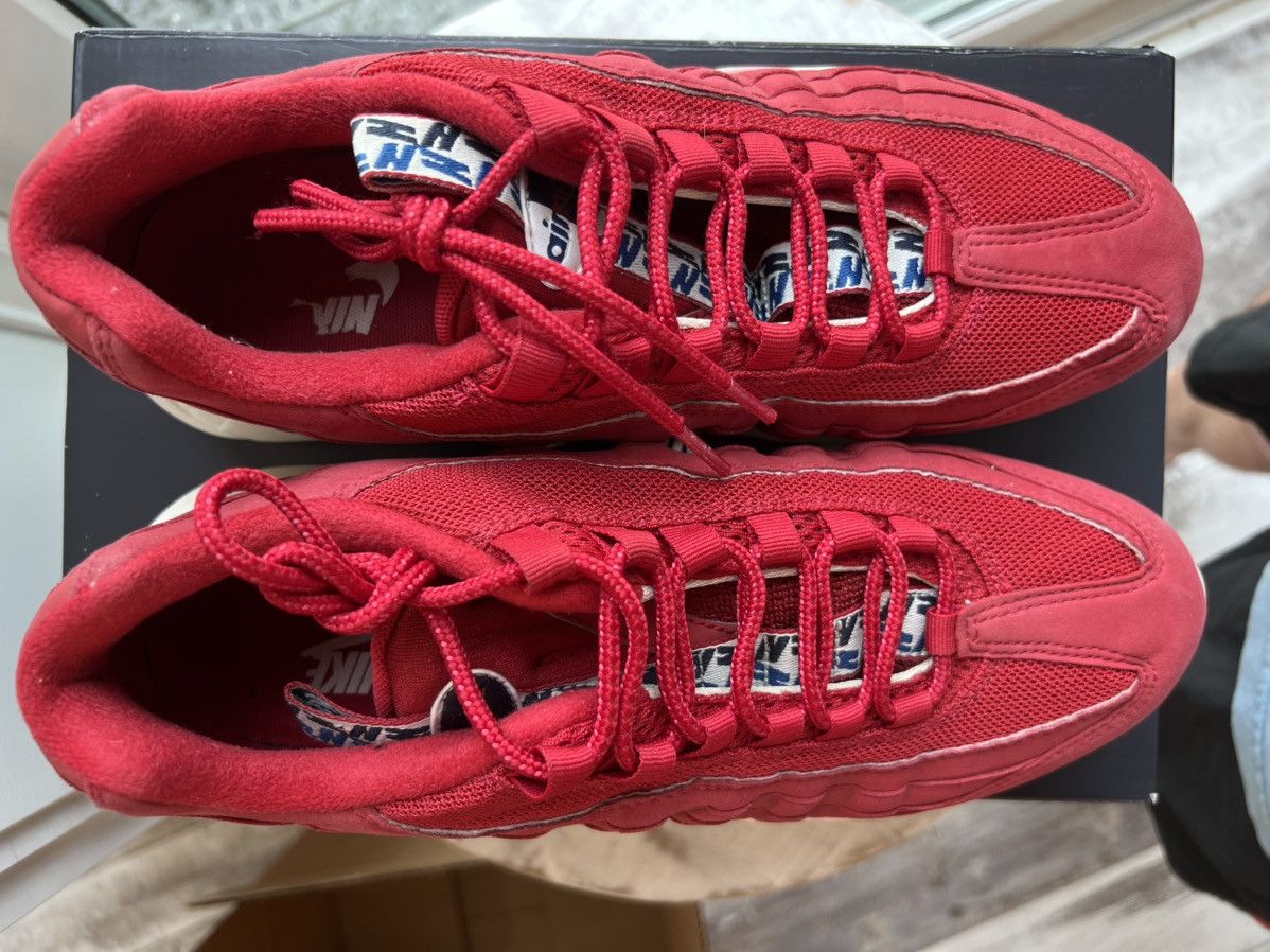 Nike Nike Air Max 95 TT Pull Tab Gym Red Size 9 AJ1844-600 Size US 9 / EU 42 - 2 Thumbnail