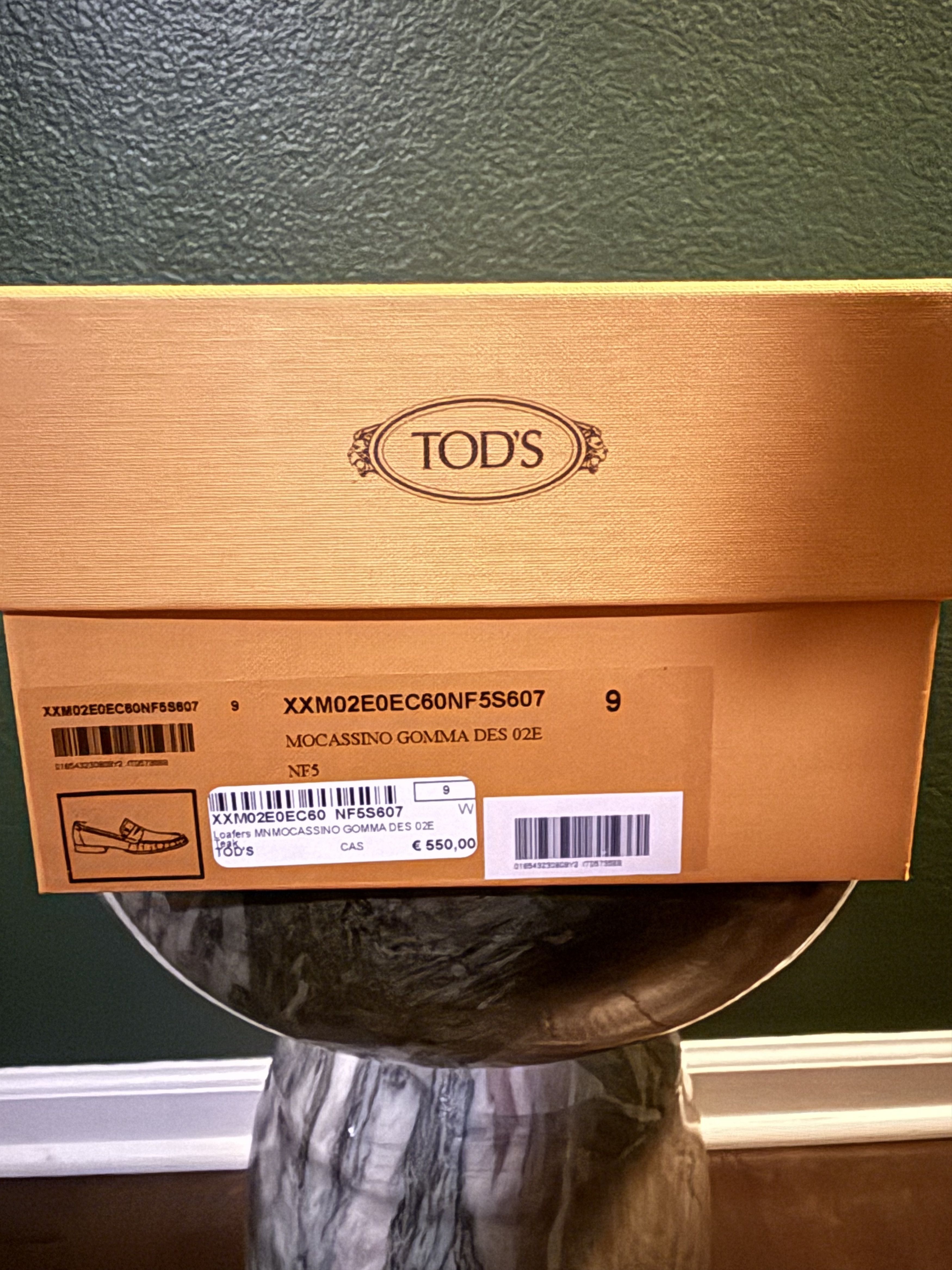 Tod's Tod's Round-Toe Slip-On Loafers Size US 10 / EU 43 - 6 Thumbnail