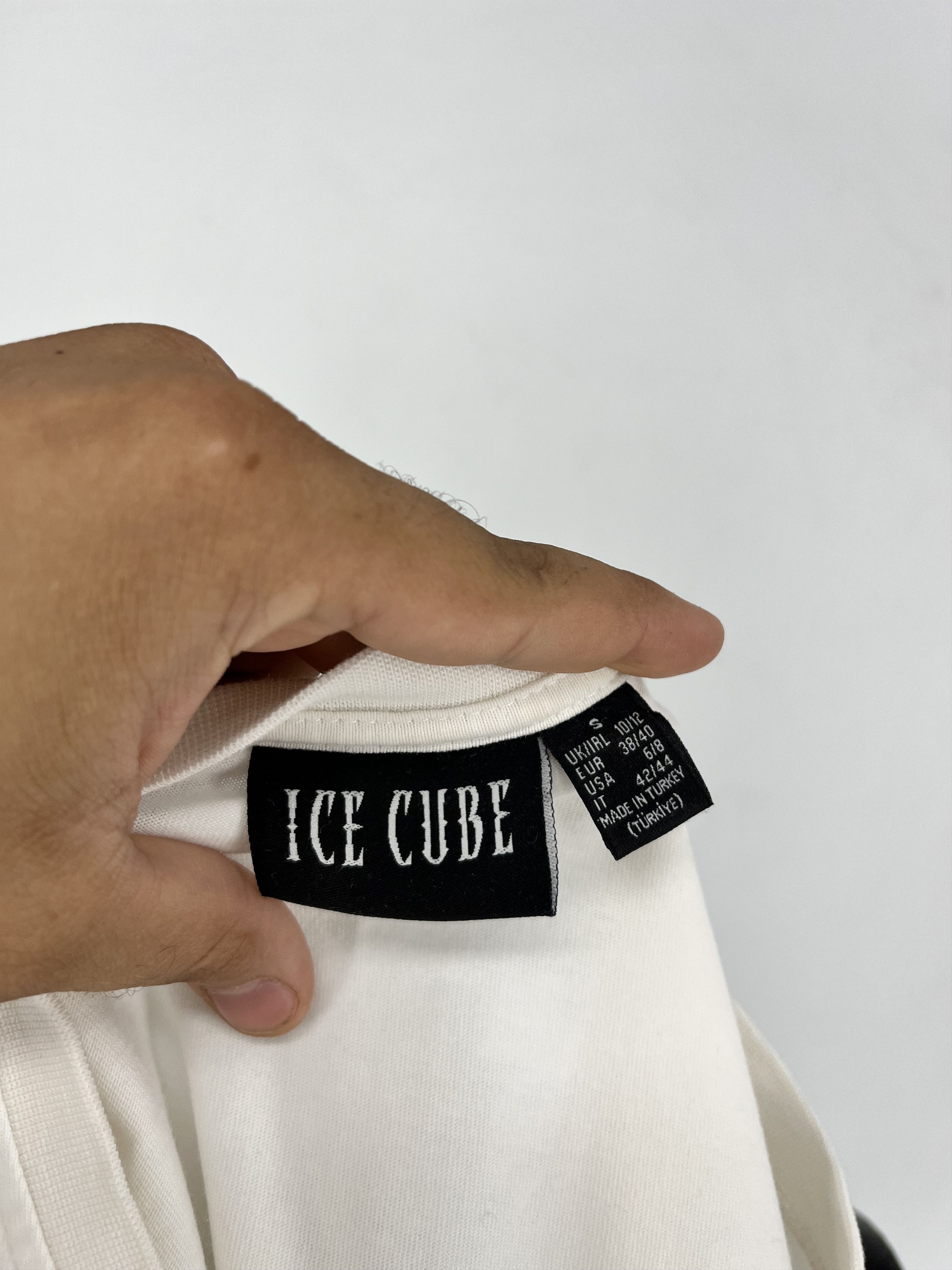 Band Tees × Rap Tees × Vintage Vintage Y2K Ice Cube Rap Tee Art Band Rock Streetwear Size US S / EU 44-46 / 1 - 12 Thumbnail