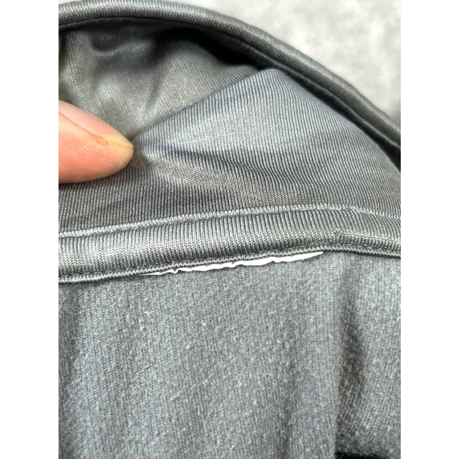 Under Armour Under Armour Camouflage XS Gray Running 1/4 Zip Sweater Womens Pullover Mock Neck Athletic Shirt Size XS / US 0-2 / IT 36-38 - 3 Thumbnail