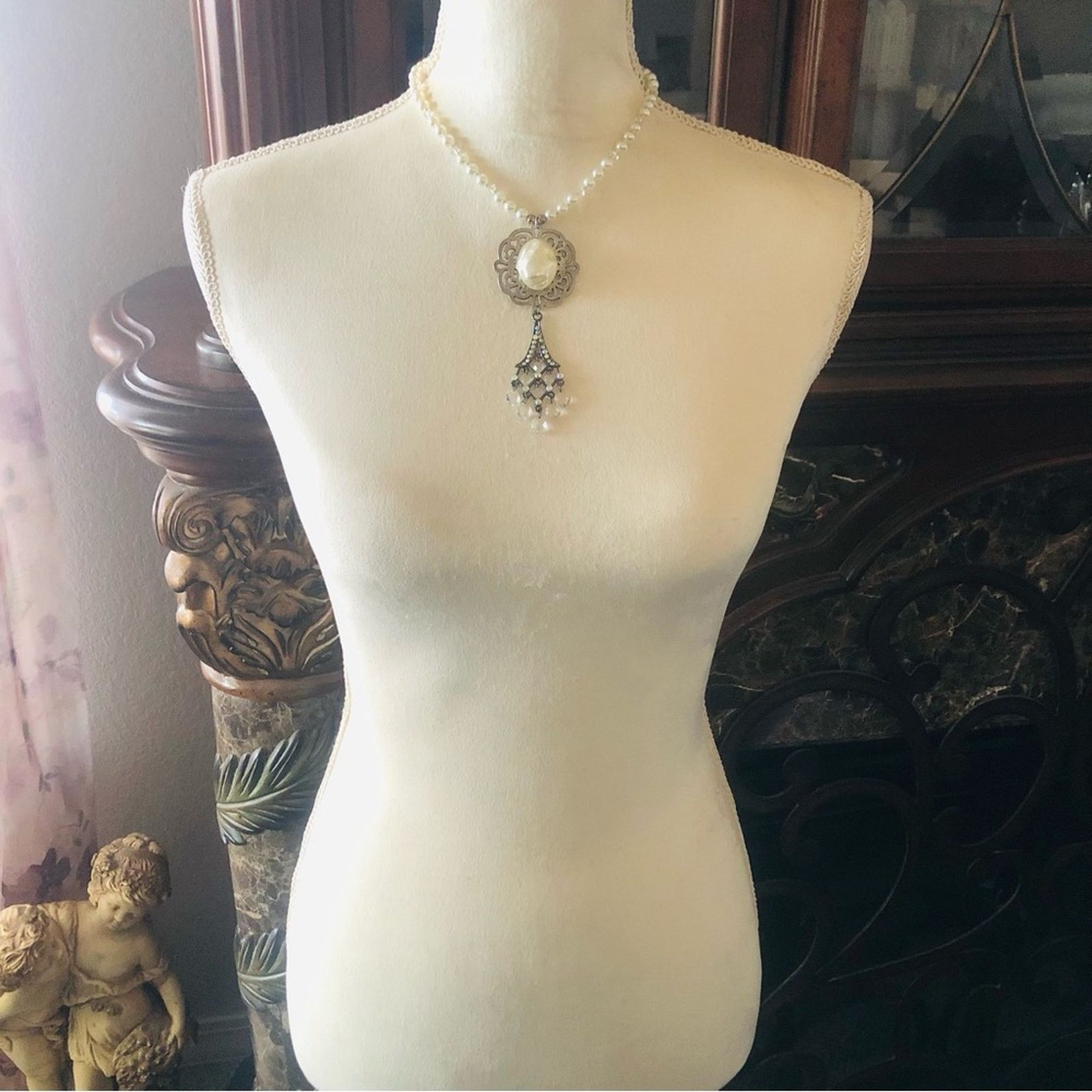 Handmade Handcrafted repurpose vintage pendant crystal pearl necklace Size ONE SIZE - 6 Thumbnail