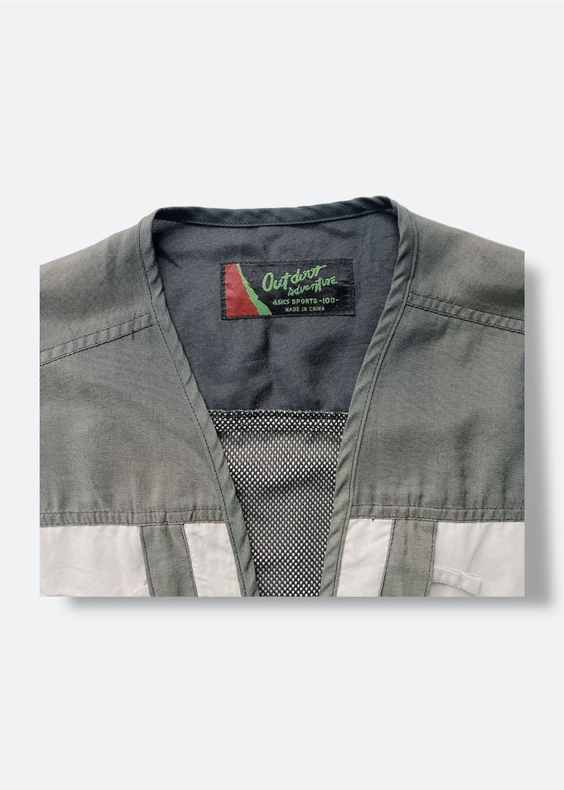 Asics × Japanese Brand × Vintage ASICS multi-pocket gilet vest Size US M / EU 48-50 / 2 - 8 Thumbnail
