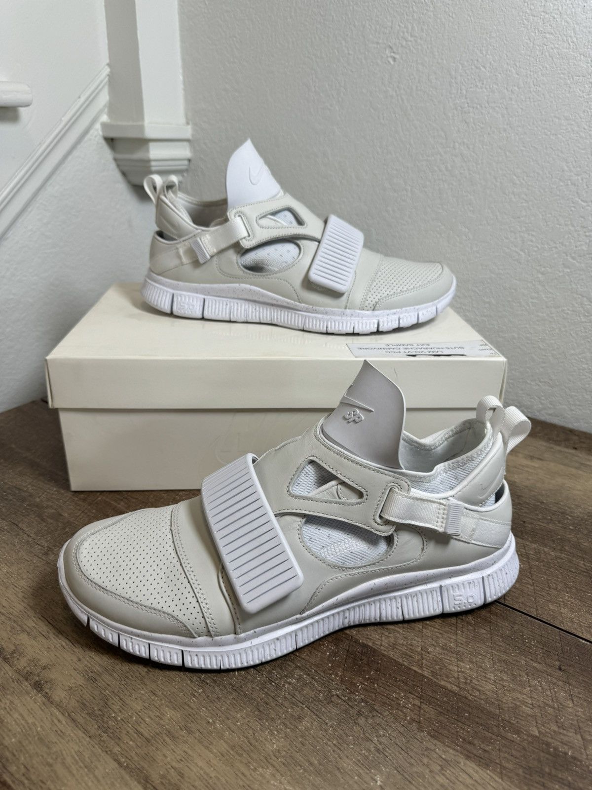 Nike SAMPLE Nike Free Huarache Carnivore SP 'White' Size 12 NEW Size US 12 / EU 45 - 2 Thumbnail