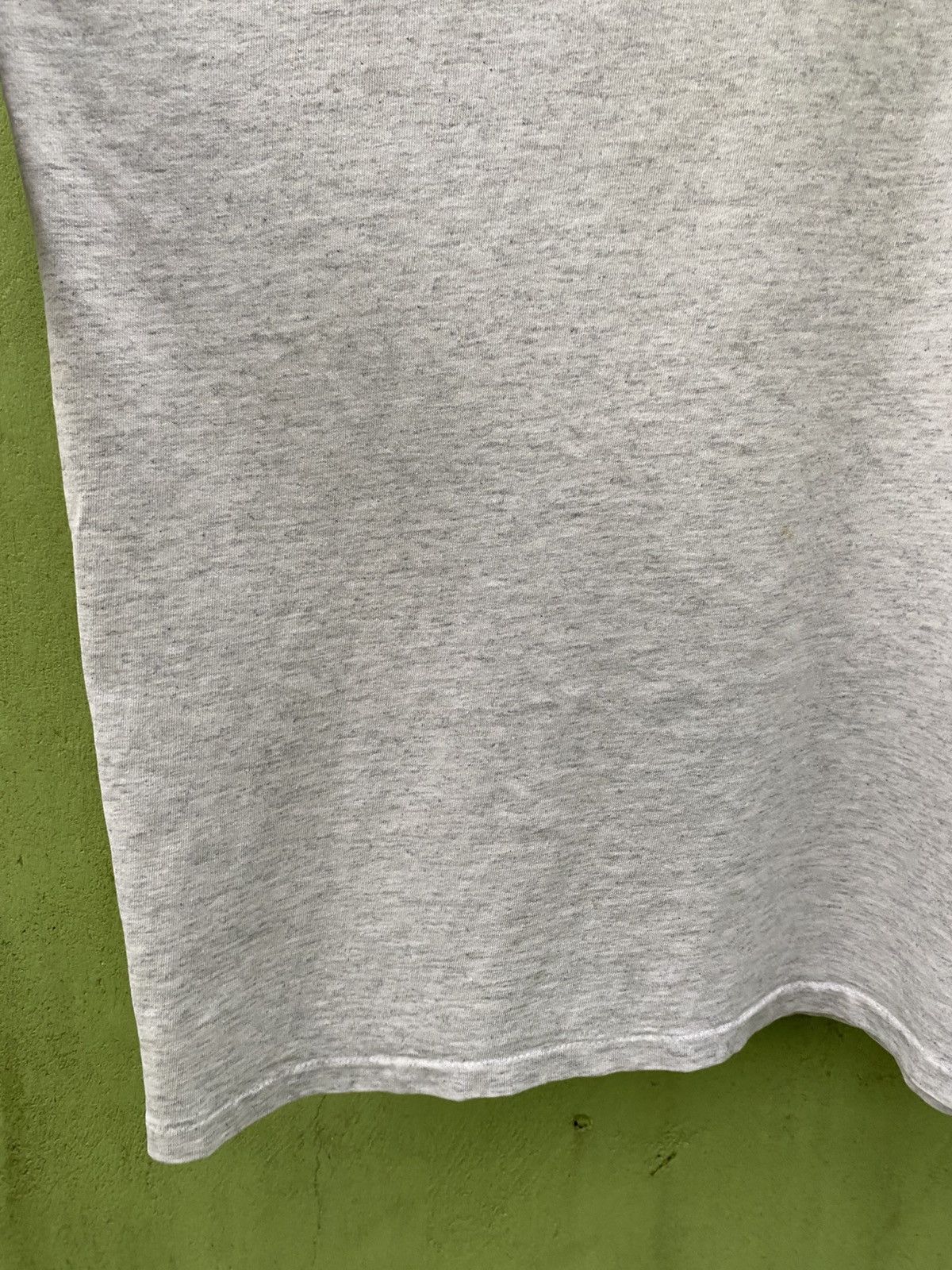 Vintage Vintage Classic Disney Originals Mickey Mouse Grey Graphic Size US XL / EU 56 / 4 - 15 Thumbnail