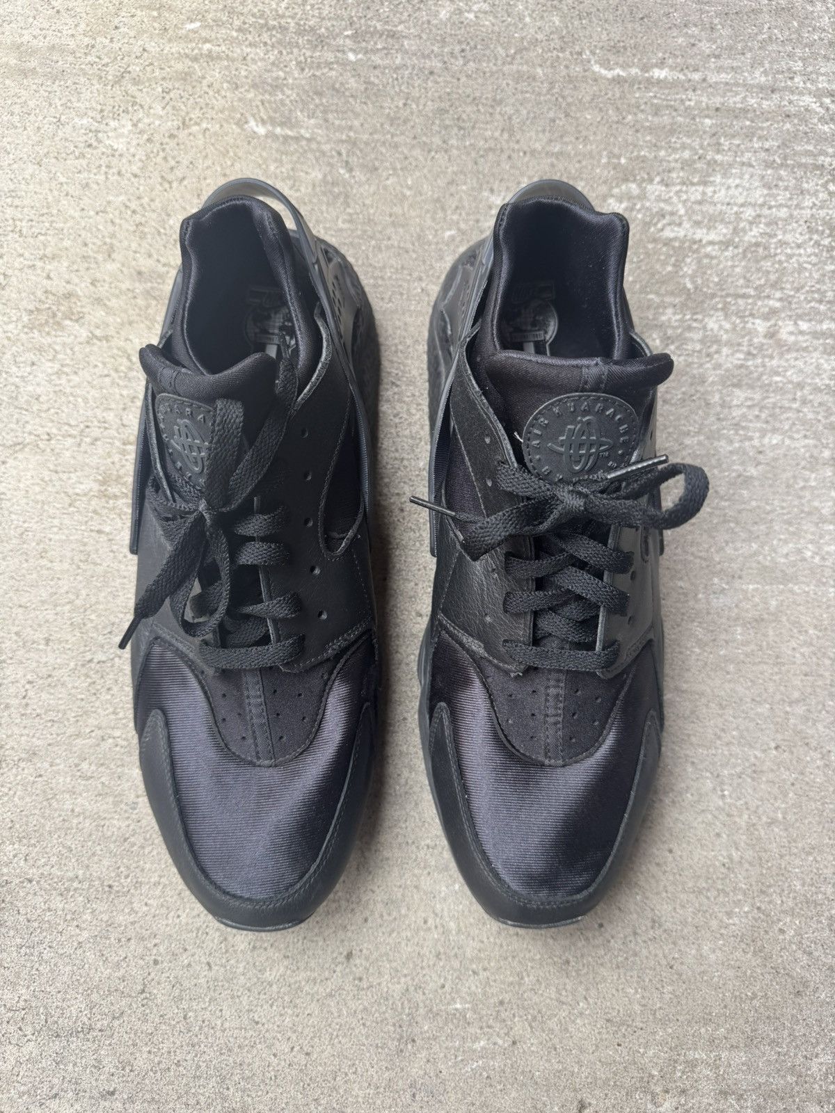 Nike NIKE AIR HUARACHE TRIPLE BLACK SIZE 15 Size US 15 / EU 48 - 3 Thumbnail