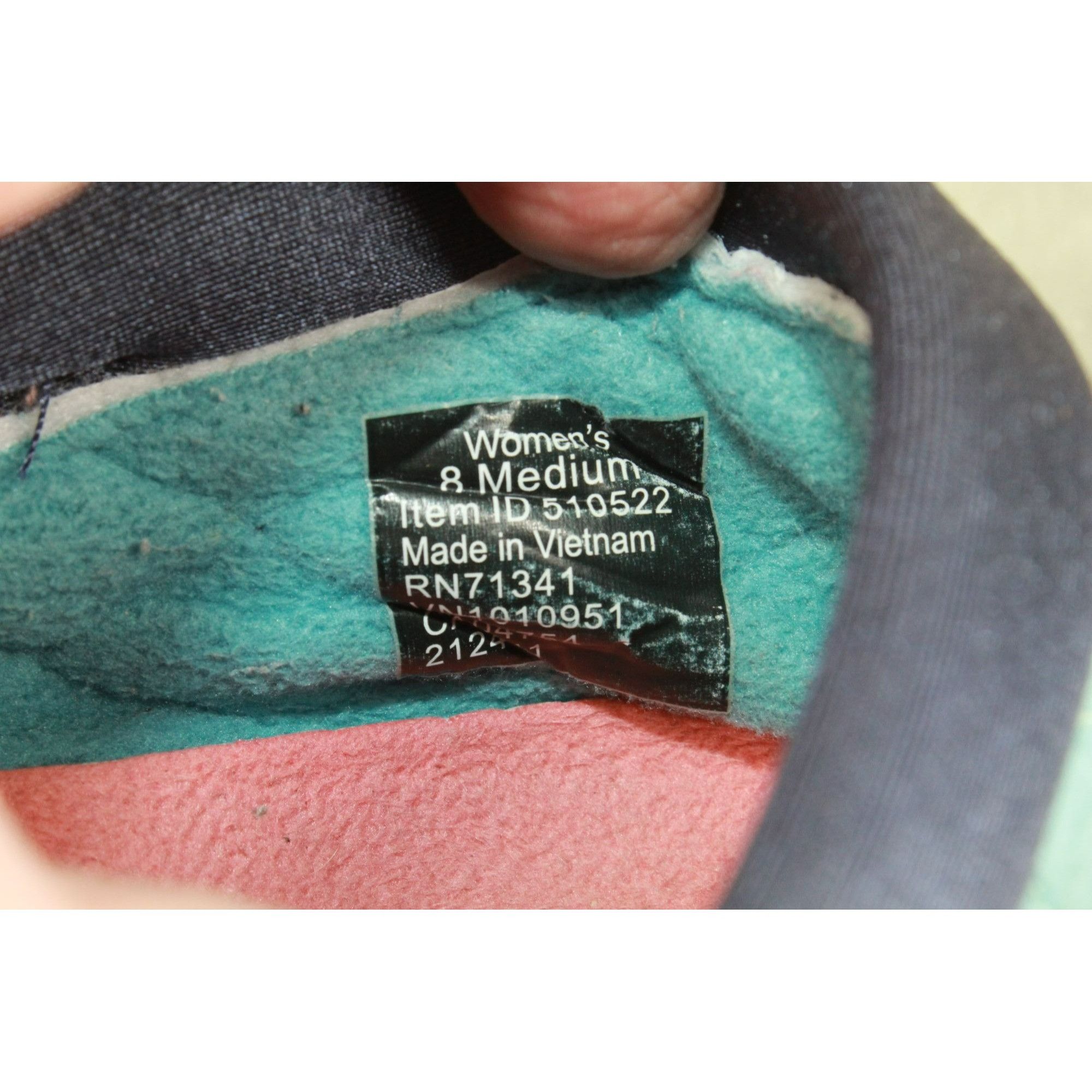 L.L. Bean LL Bean Ultralight Women's Slip On Insulated Slippers Size US 8 / IT 38 - 8 Thumbnail