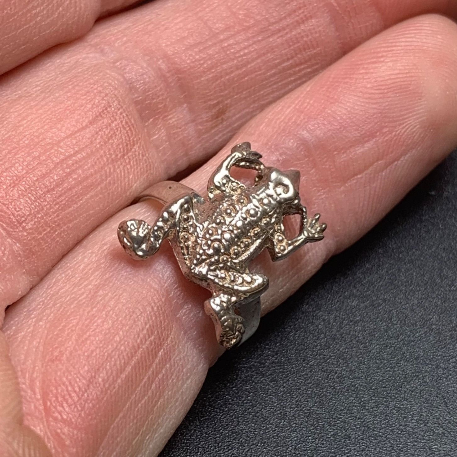 Vintage Vintage Solid Sterling Silver 925 Cute Tree Frog Ring 16mm W Size ONE SIZE - 4 Thumbnail