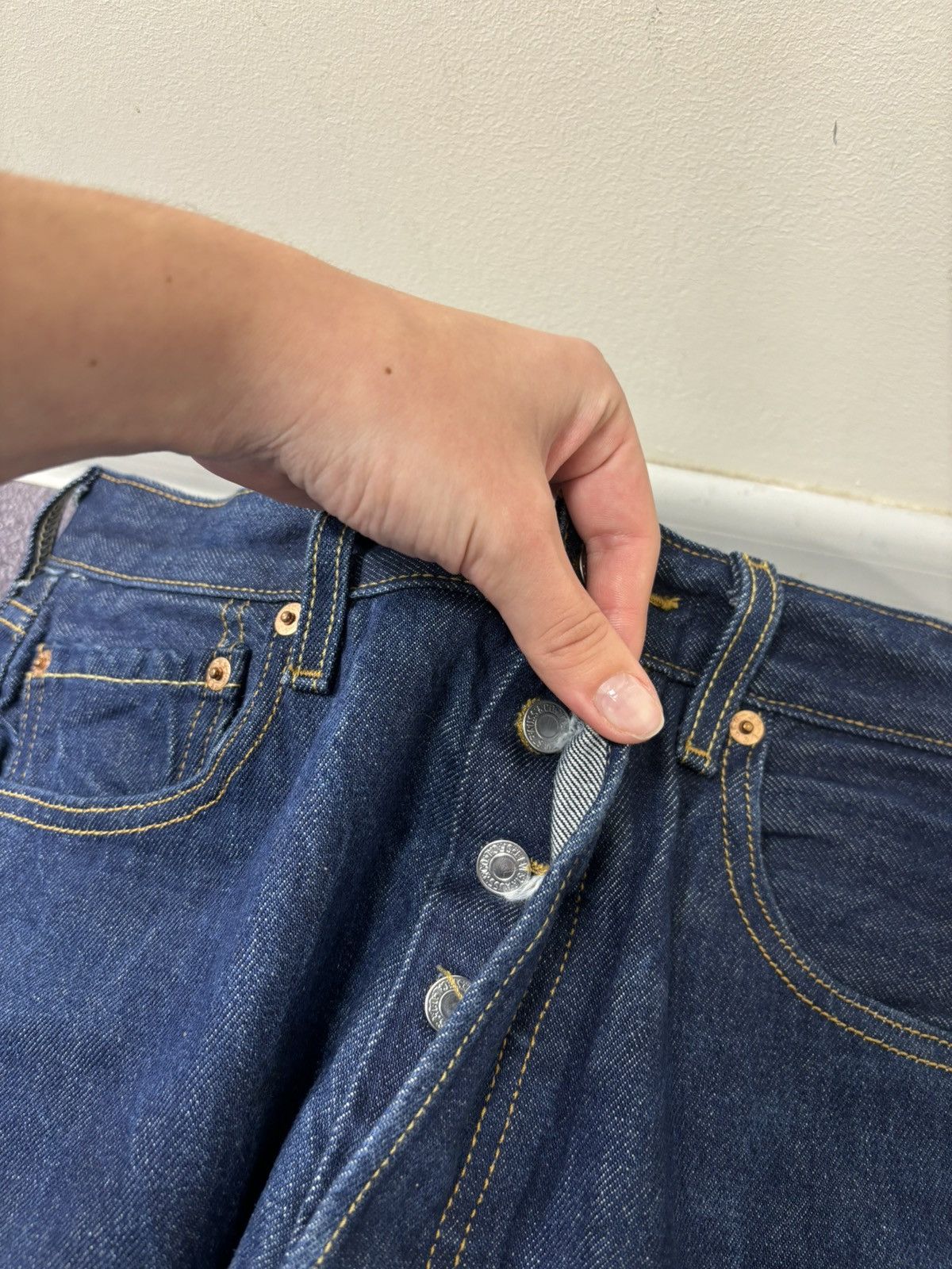 Levi's Vintage Levi’s 501 Straight Leg Button-Fly Blue Denim Jeans Size US 32 / EU 48 - 13 Thumbnail