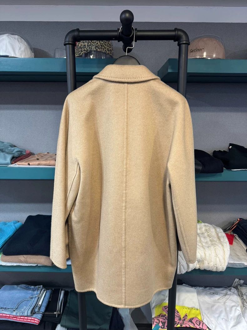 Max Mara Max Mara Short 101801 double-breasted water ripple cashmer Size S / US 4 / IT 40 - 2 Thumbnail