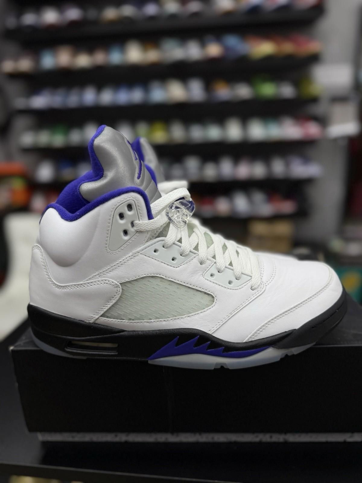 Jordan Brand Size 12 - Jordan 5 Retro Concord 2022 DD0587-141 Pre Owned Size US 12 / EU 45 - 8 Thumbnail