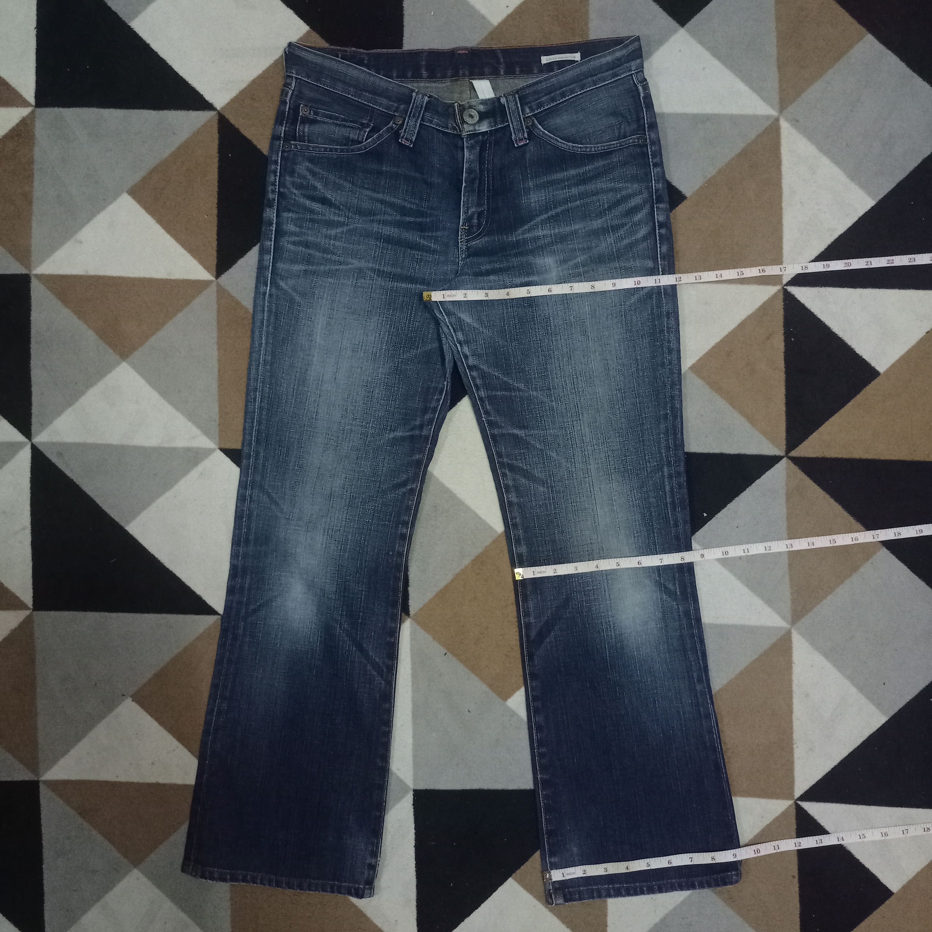 Levi's × Levi's Vintage Clothing Vintage 90s Levis 517 Japan Blue Wash Distressed Flare Jeans Size US 33 - 11 Thumbnail