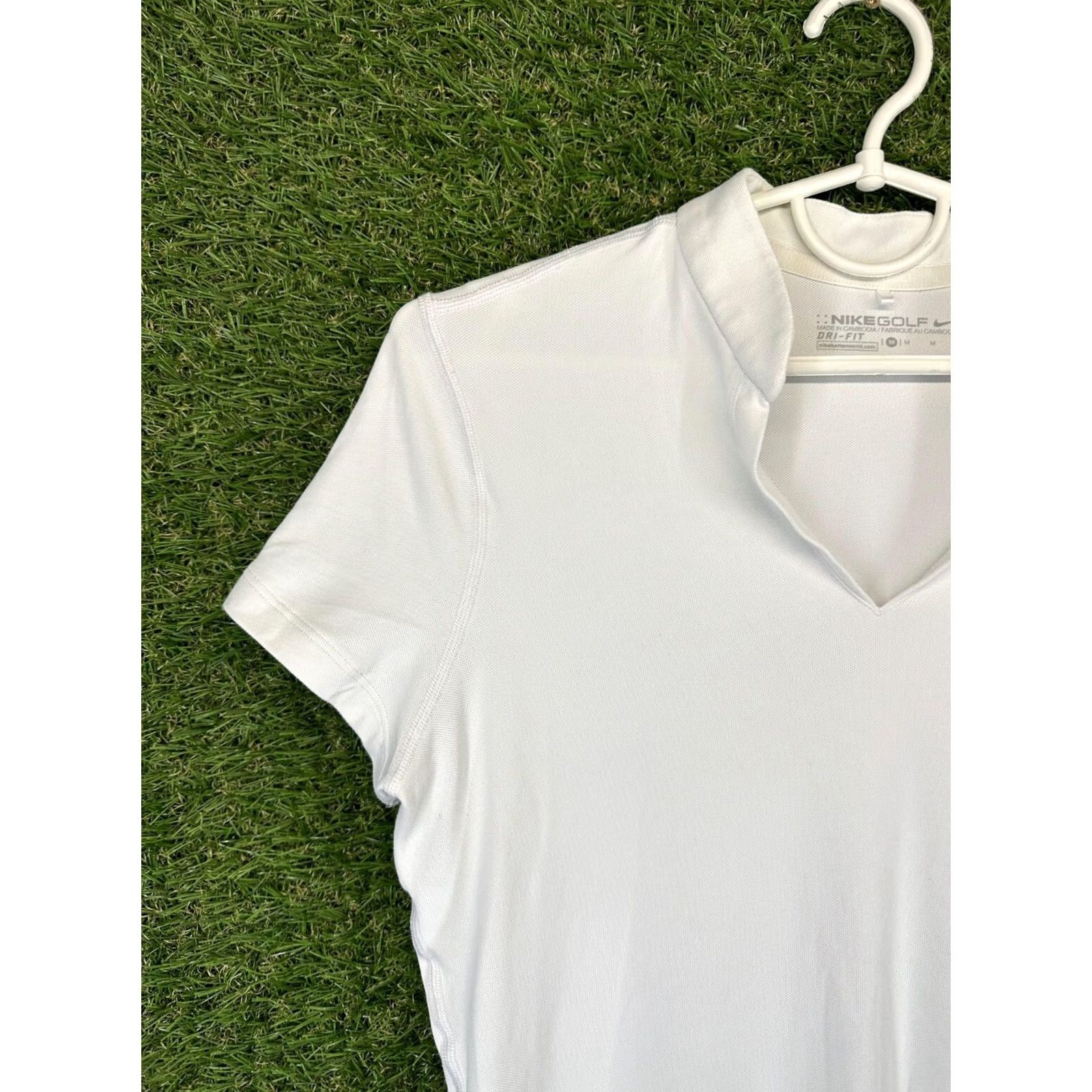 Nike Nike Golf Dri-FIT Shirt White Size M 2016 Sport Jersey Women Size M / US 6-8 / IT 42-44 - 3 Thumbnail