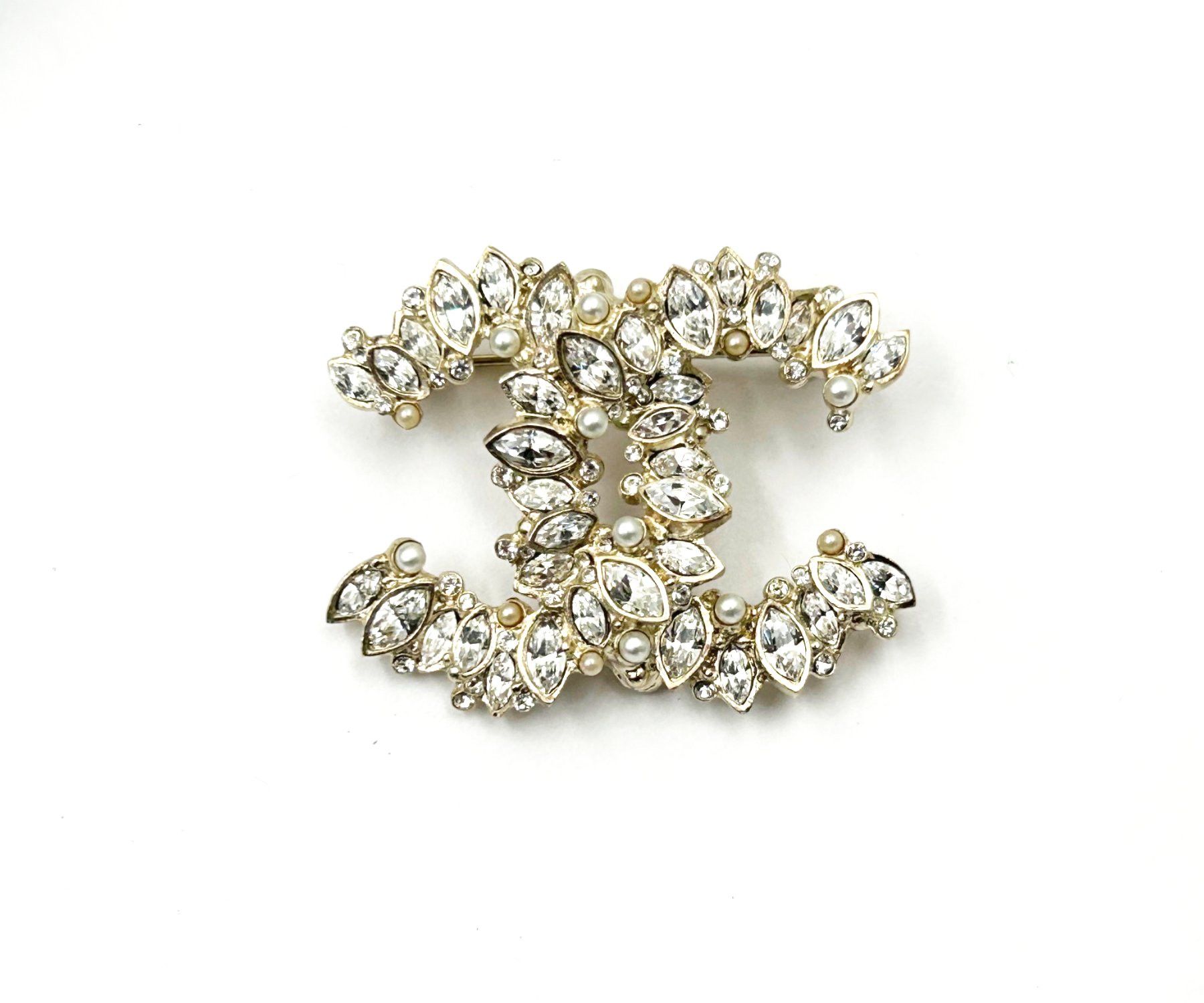 Chanel Chanel Gold CC Marquise Crystal Pearl Brooch Size ONE SIZE - 1 Thumbnail