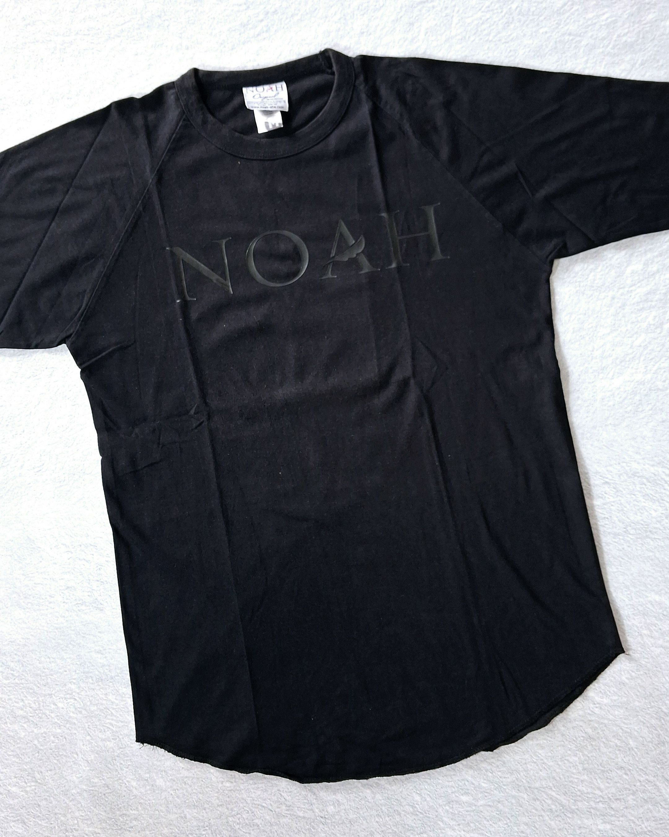 Vintage NOAH BAND INDONESIA PETERPAN Size US M / EU 48-50 / 2 - 2 Thumbnail