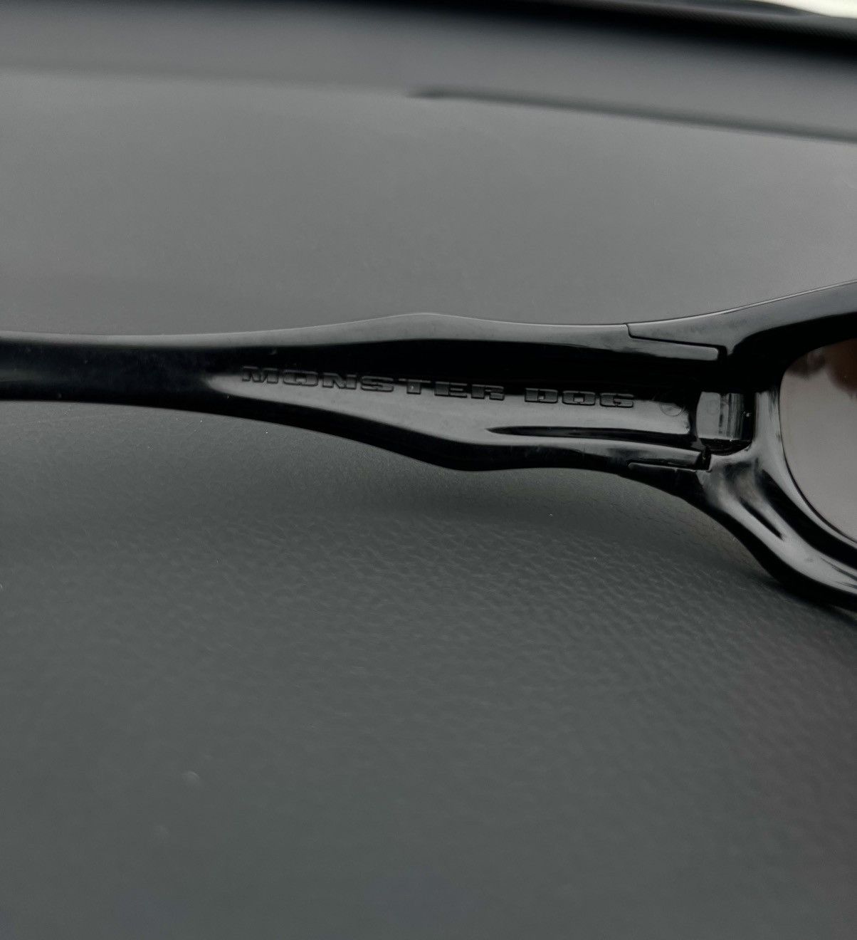 Oakley Oakley Monster Dog Sunglasses Size 32 - 6 Thumbnail