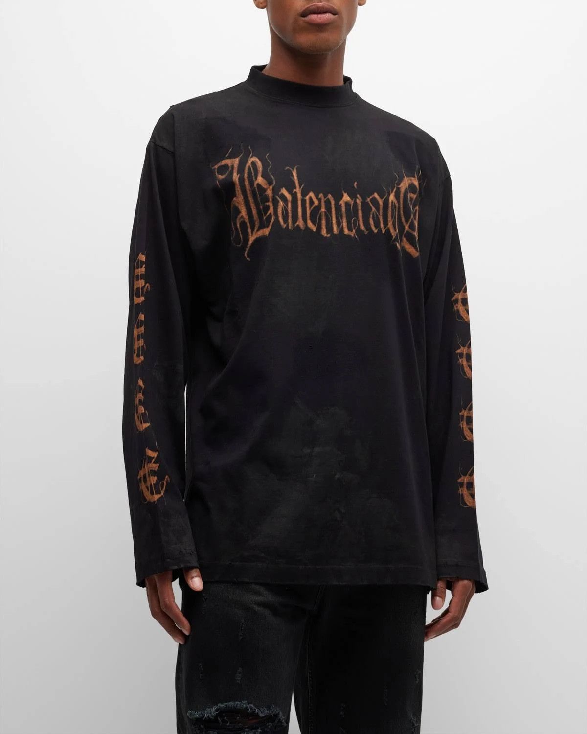 Balenciaga o1mt1gz1024 Heavy Metal Long Sleeve T-Shirt Oversized Black Size US L / EU 52-54 / 3 - 3 Thumbnail