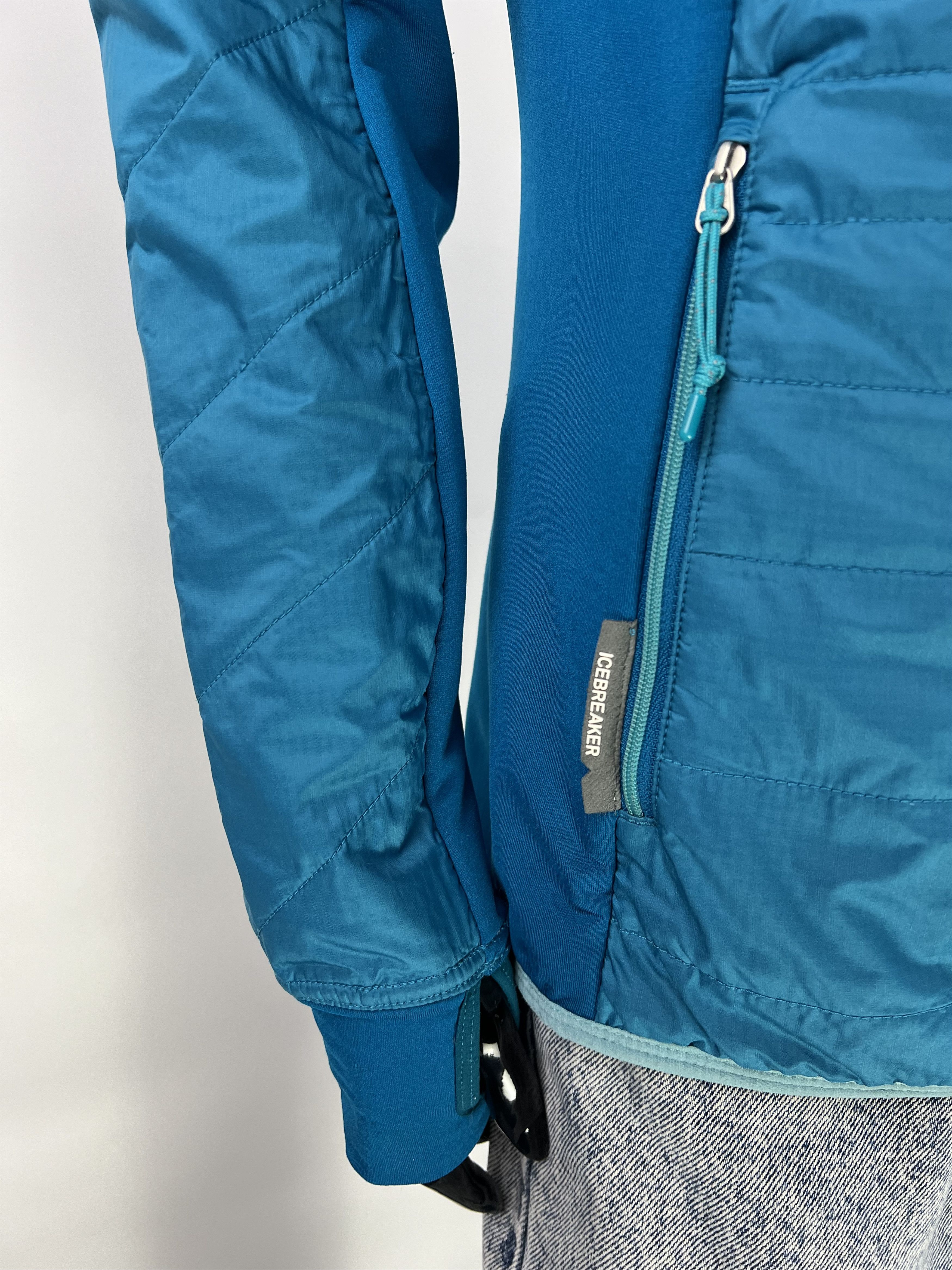 Icebreaker Icebreaker Merino Loft Hooded Jacket Women’s Size M Size M / US 6-8 / IT 42-44 - 4 Thumbnail