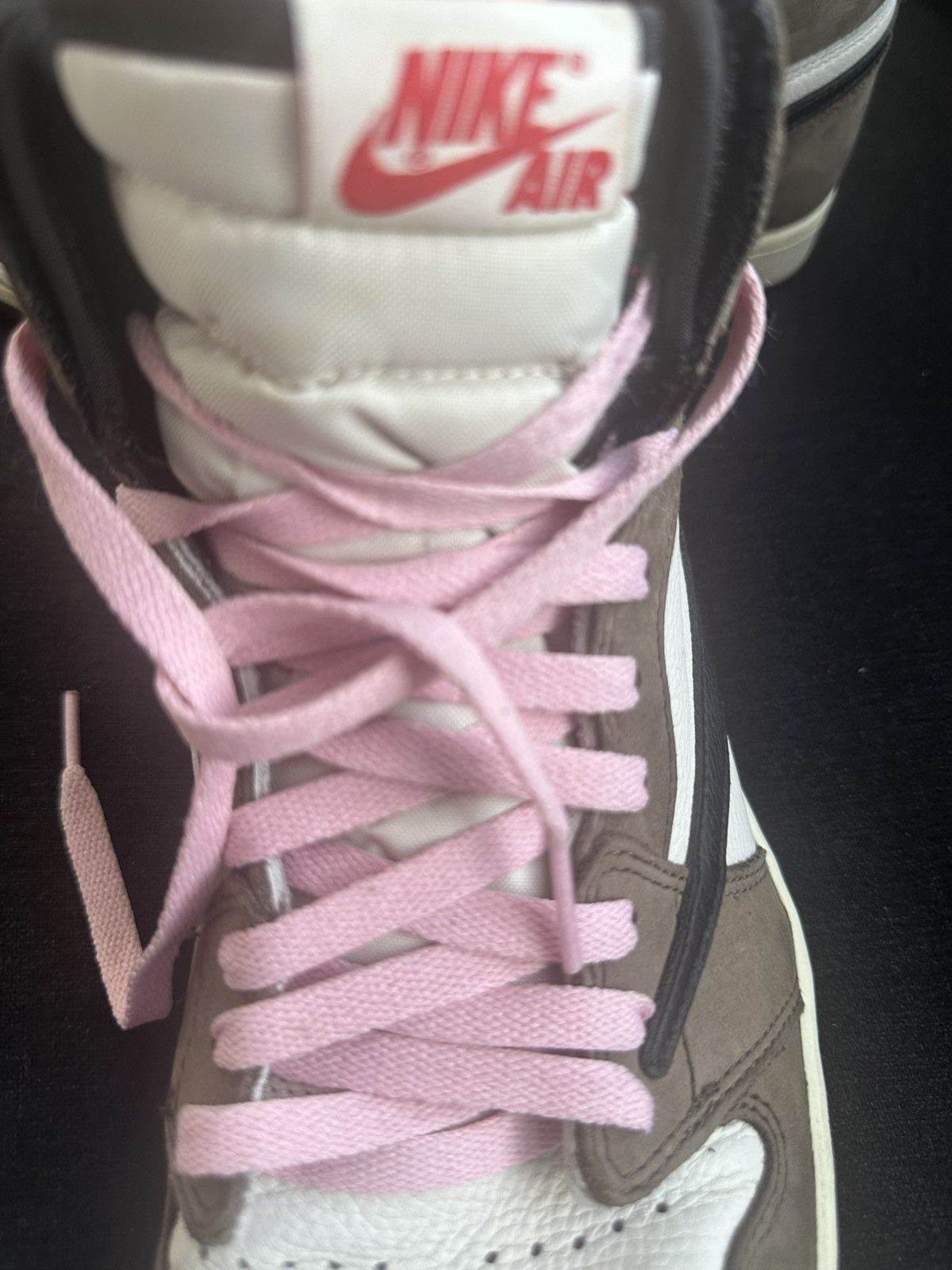 Jordan Brand × Travis Scott Jordan 1 Retro High OG SP Travis Scott Mocha Size US 12 / EU 45 - 9 Thumbnail