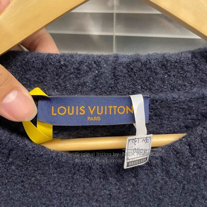 Louis Vuitton Louis Vuitton Dark blue teddy wool sweater Size US XL / EU 56 / 4 - 3 Thumbnail