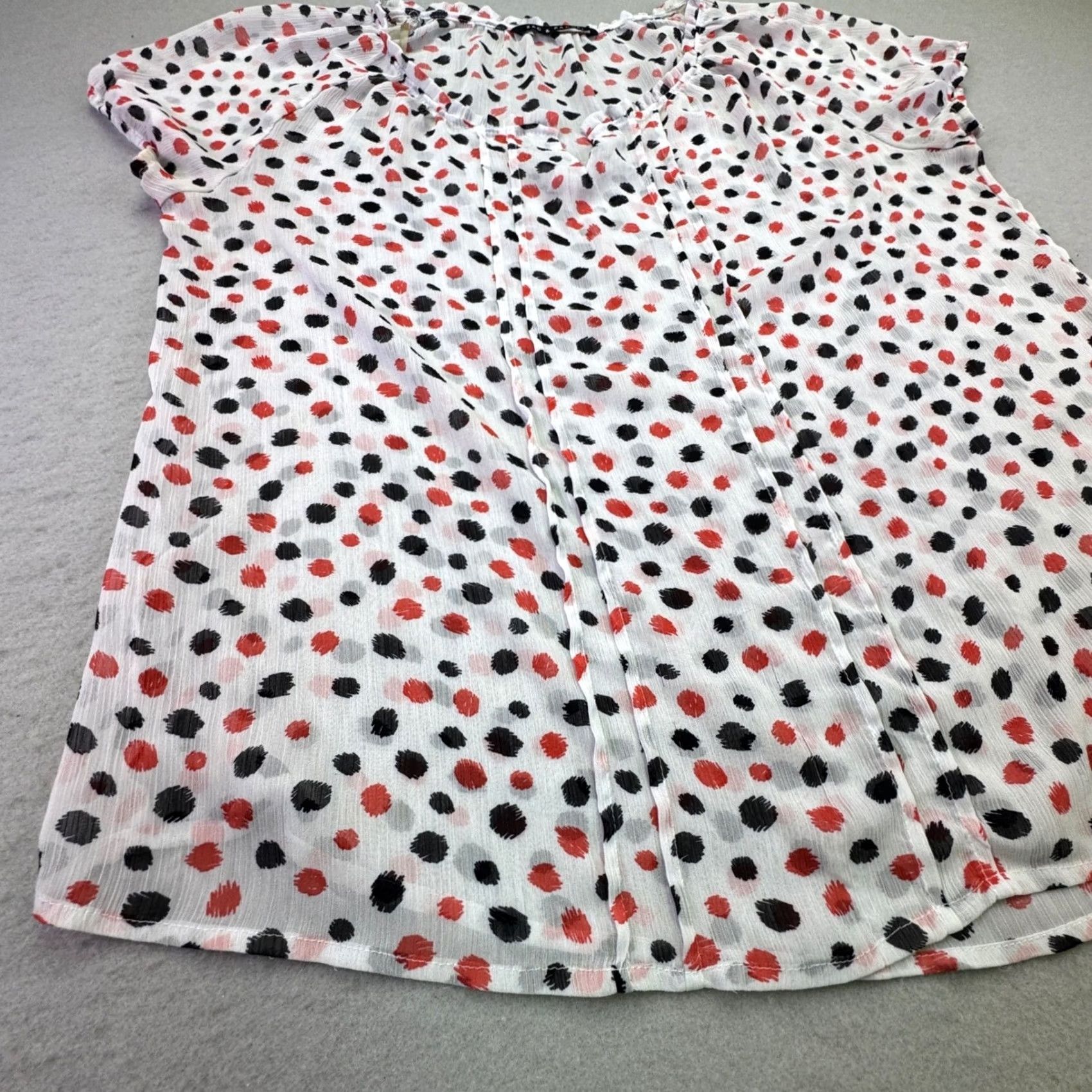 Vintage Zac & Rachel Blouse Women's XL White Red Black Dot Sheer Short Sleeve V-Neck Flutter Sleeve Polka Dot Pleated Breathable Unlined Casual Workwear Size XL / US 12-14 / IT 48-50 - 4 Thumbnail