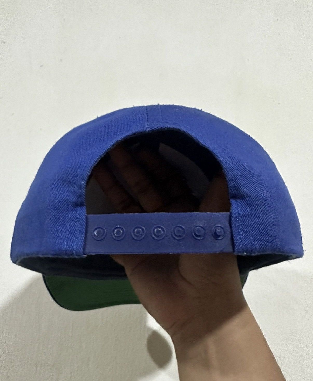Supreme RARE SS04 Supreme Awing Solid Snapback Size ONE SIZE - 4 Thumbnail
