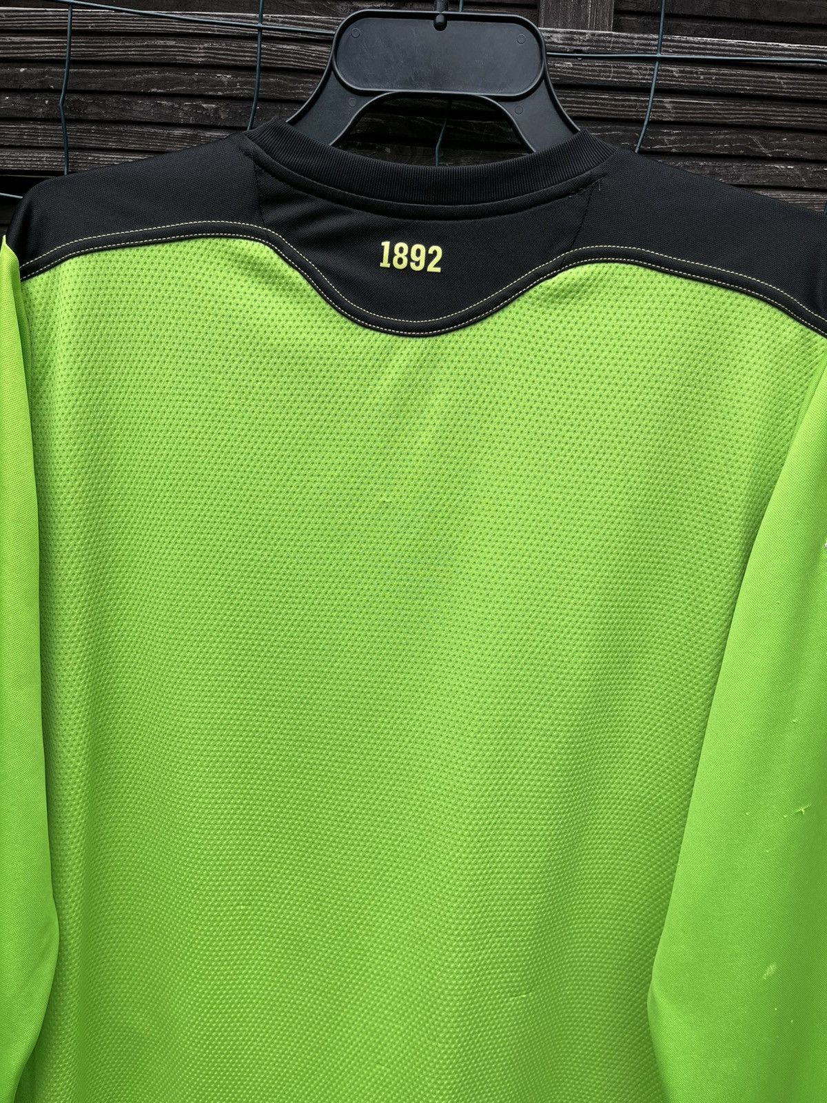 Puma × Vintage ⚽️ NEWCASTLE UNITED GOALKEEPER SOCCER JERSEY FOOTBALL SHIRT Size US L / EU 52-54 / 3 - 15 Thumbnail
